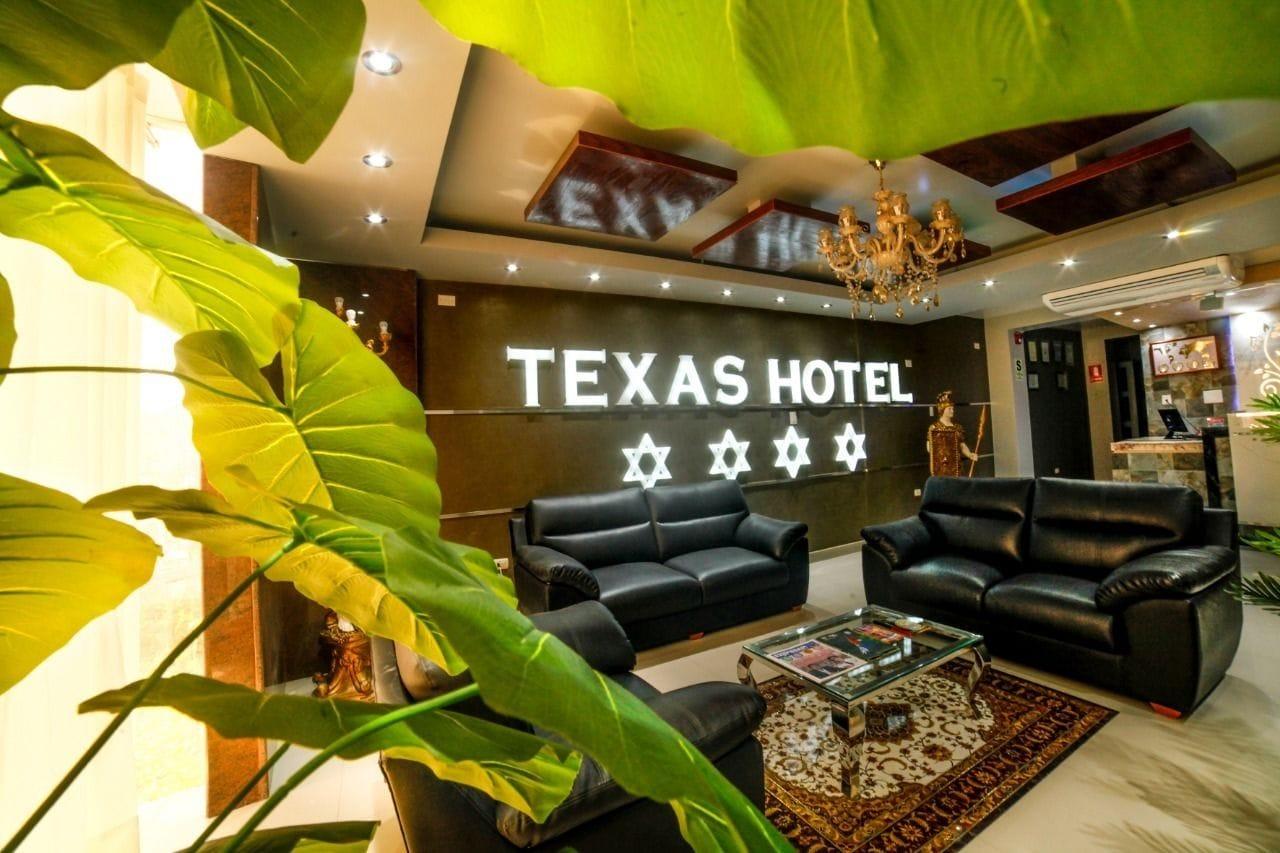 Vista Lobby Texas Hotel