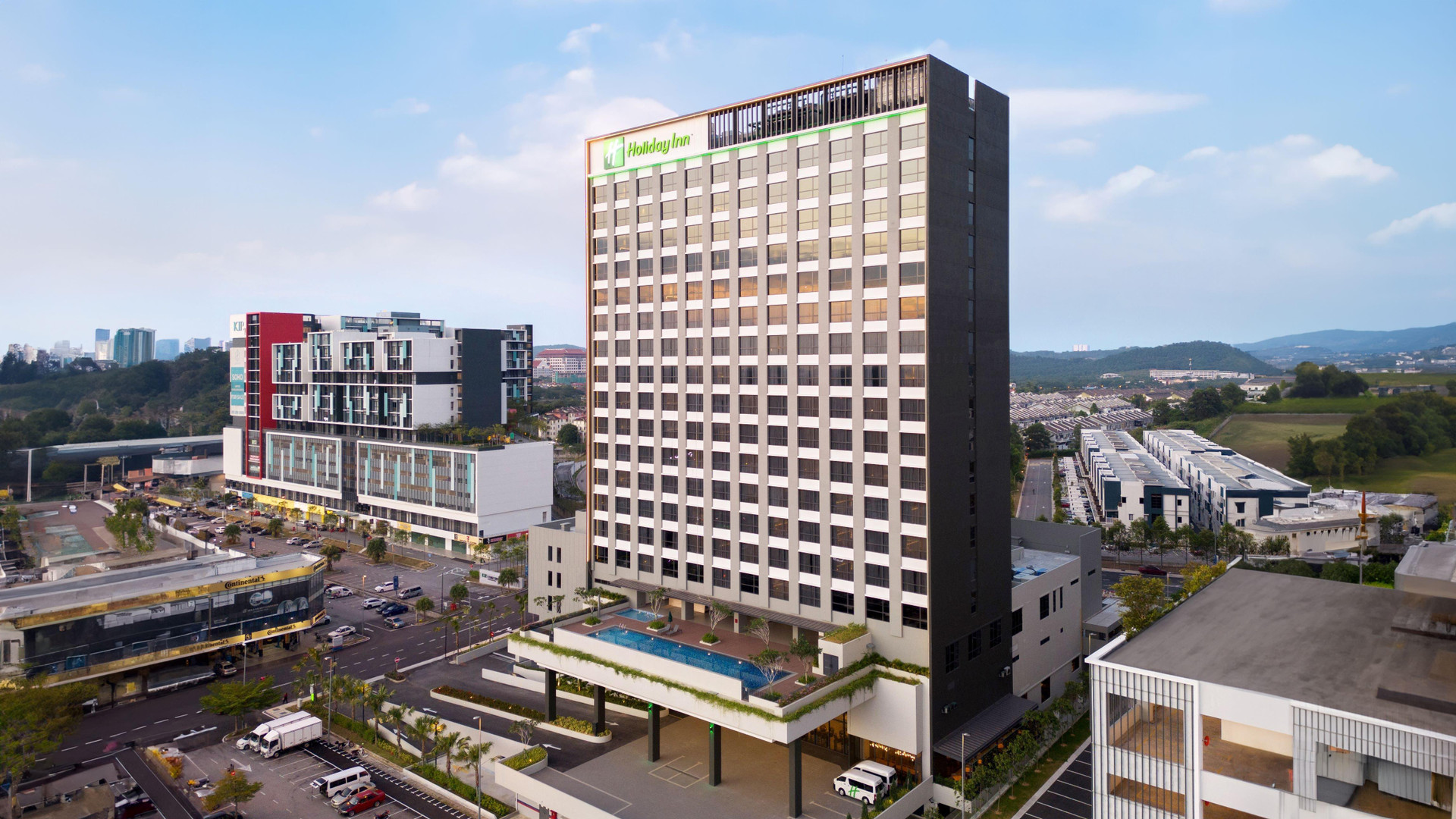 Vista Exterior Holiday Inn Sepang Airport by IHG