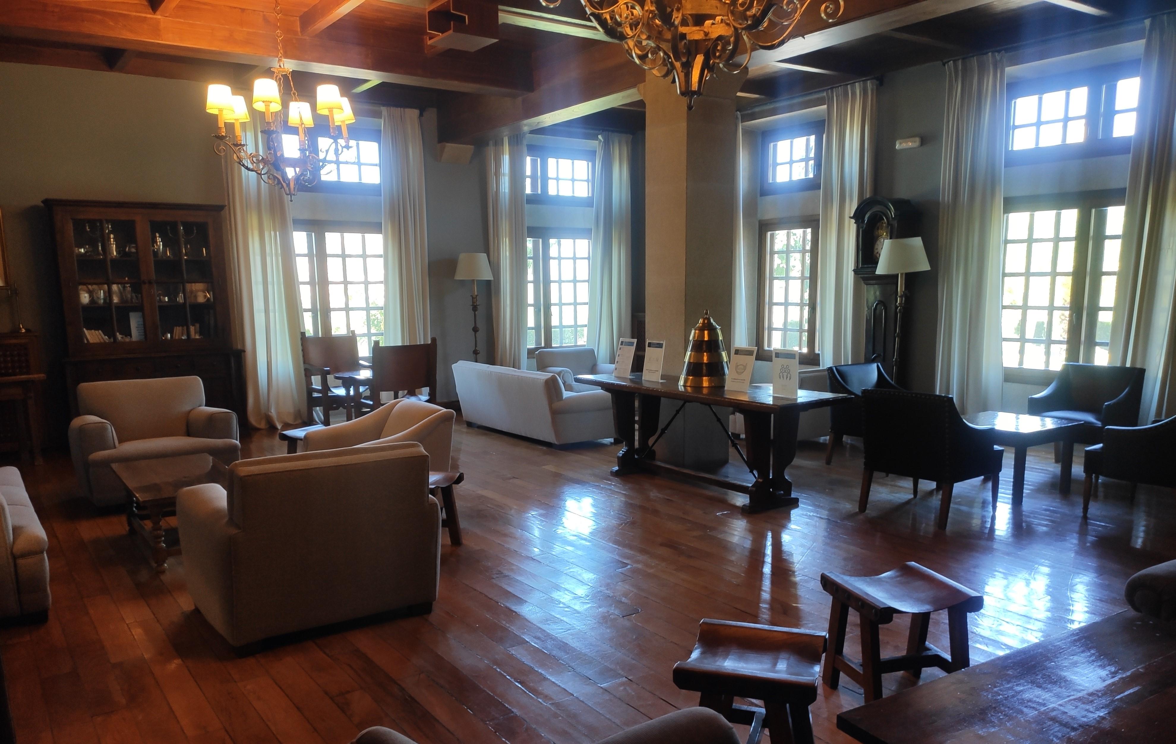 Vista Lobby Parador De Verin