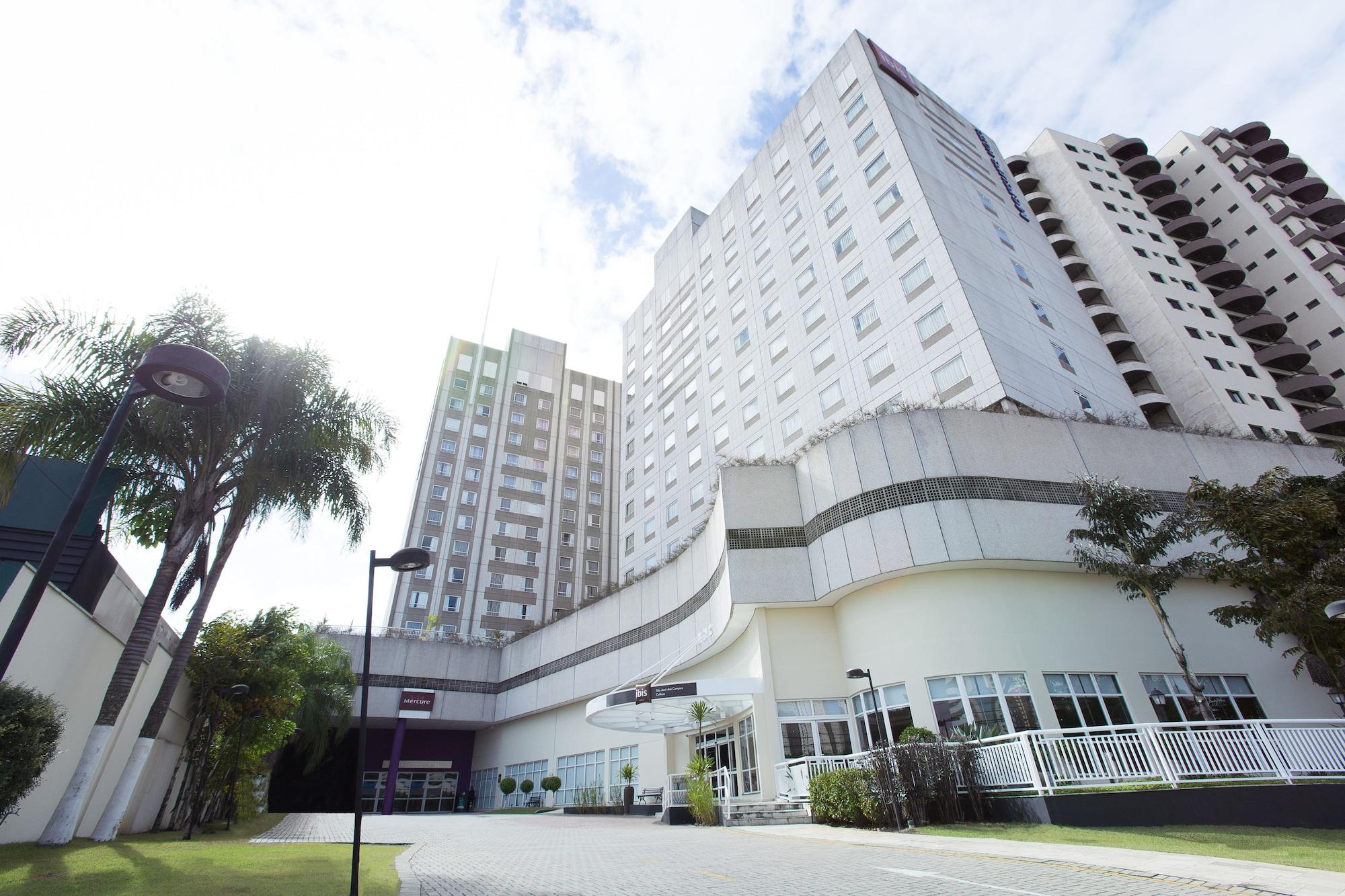 Vista Exterior ibis Sao Jose dos Campos Colinas