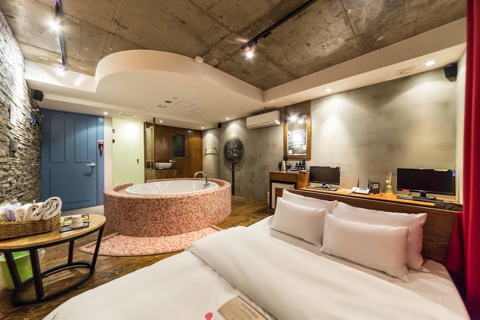 Varios Hotel Yaja Yeongdeungpo
