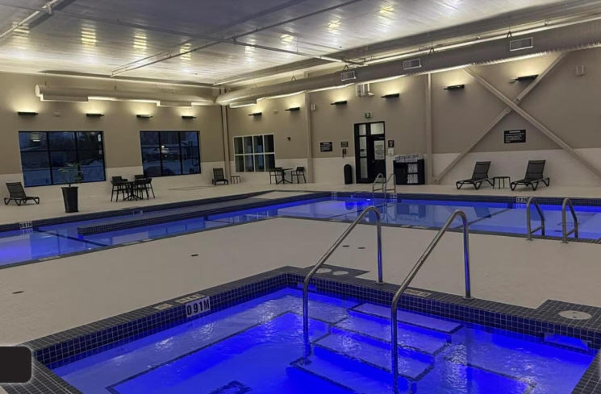 Vista Piscina Best Western Plus Neepawa Hotel