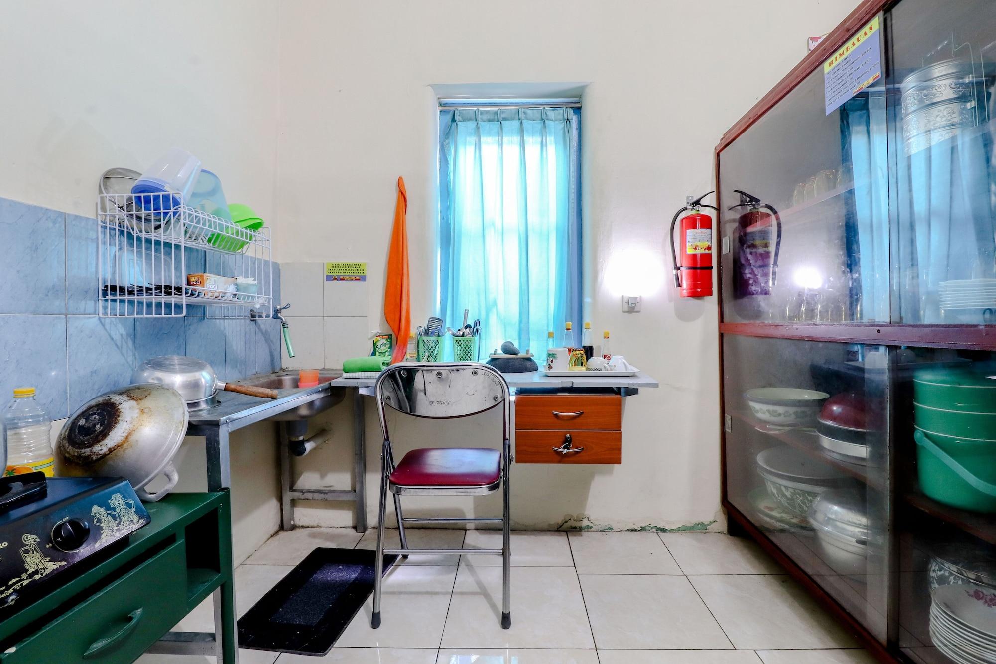 Bar/Salón Bahagia Sederhana Home Stay - Hostel