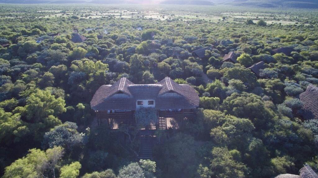 Varios Famata Lodge