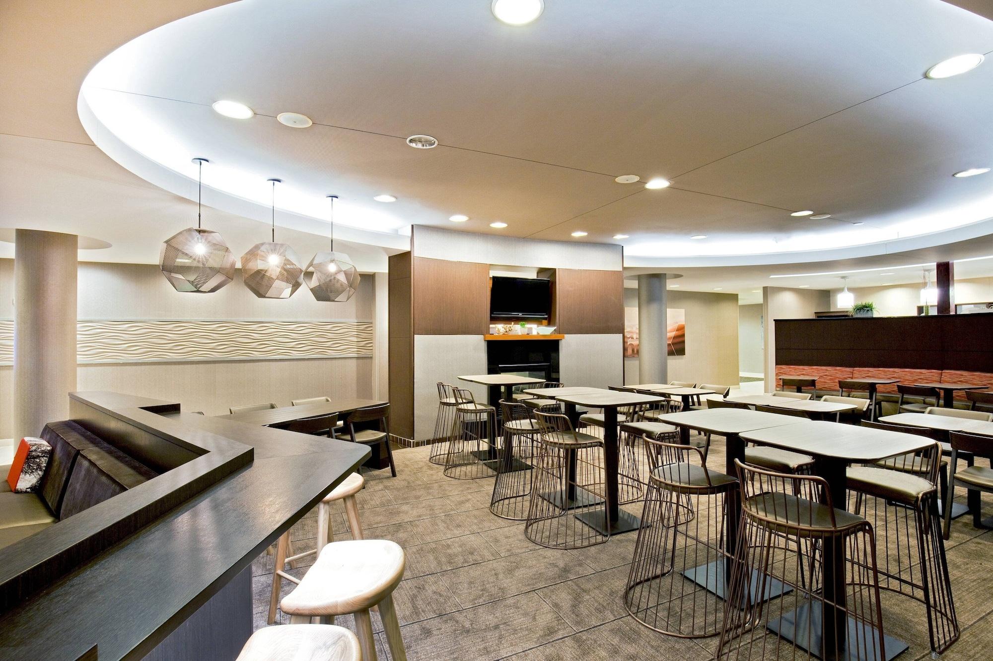 Restaurant SpringHill Suites by Marriott Chesapeake Greenbrier