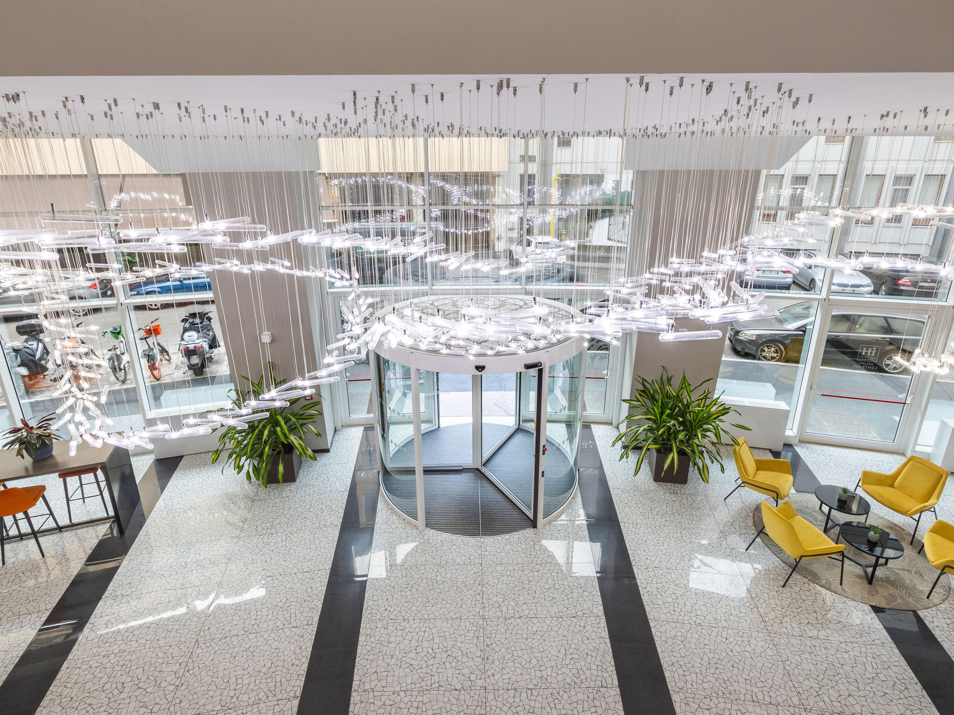 Vista Lobby IH Hotels Milano Centrale