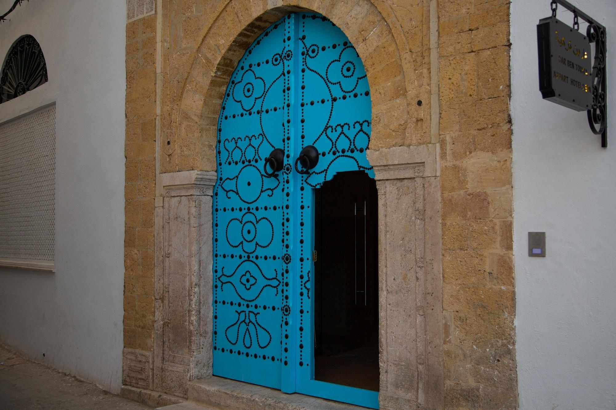 Vista Exterior Dar Ben Turkia