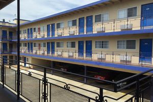 Alojamiento - Surf Motel