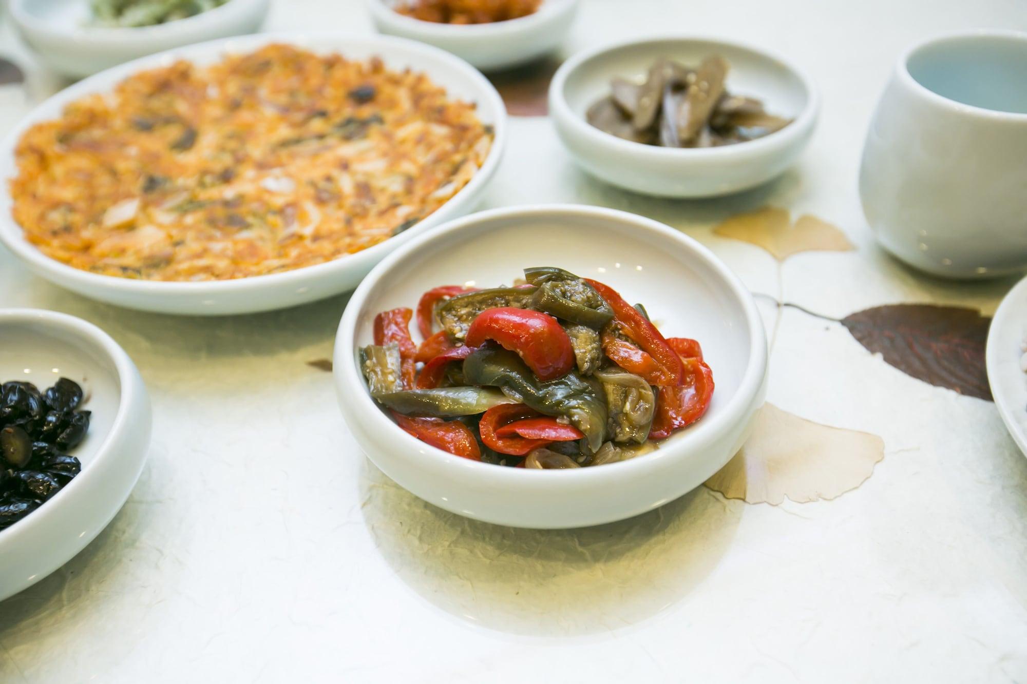 Restaurant Bukchonmaru Hanok Guesthouse