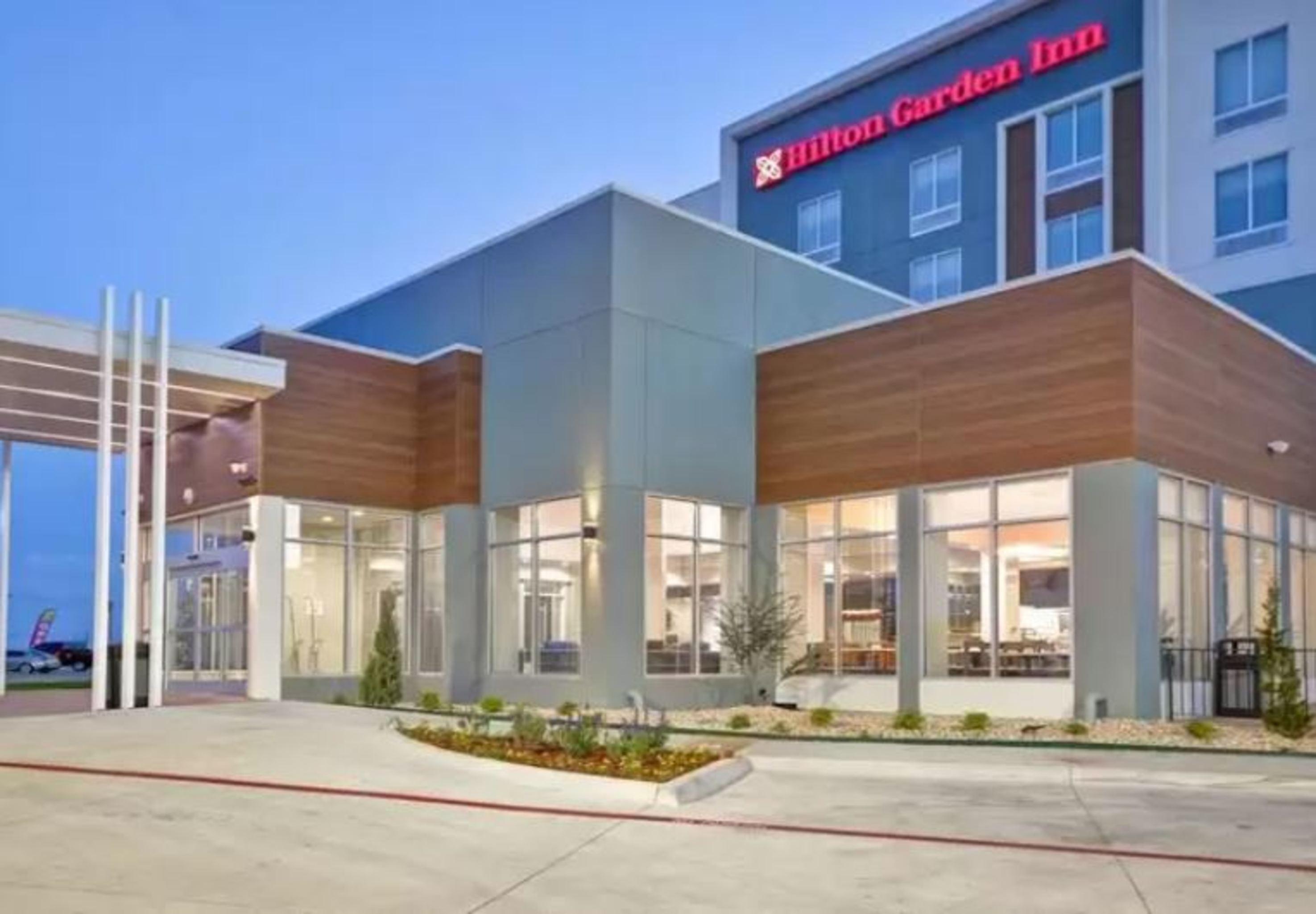 Vista Exterior Hilton Garden Inn Tulsa-Broken Arrow