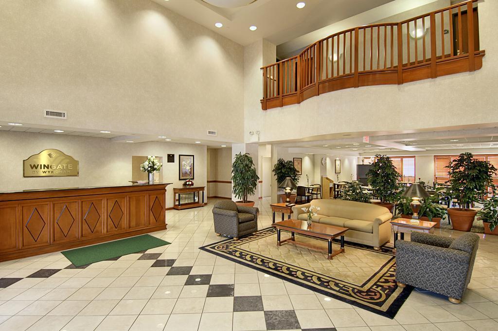 Vista Exterior Comfort Inn and Suites Mt Laurel Cherry Hill