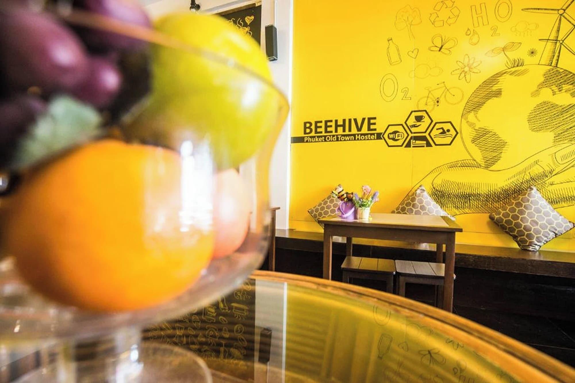 Vista Lobby Beehive Phuket Old Town - Hostel