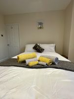 Alquiler Vacacional - Newly Decorated 2 bed Ground Floor Garden