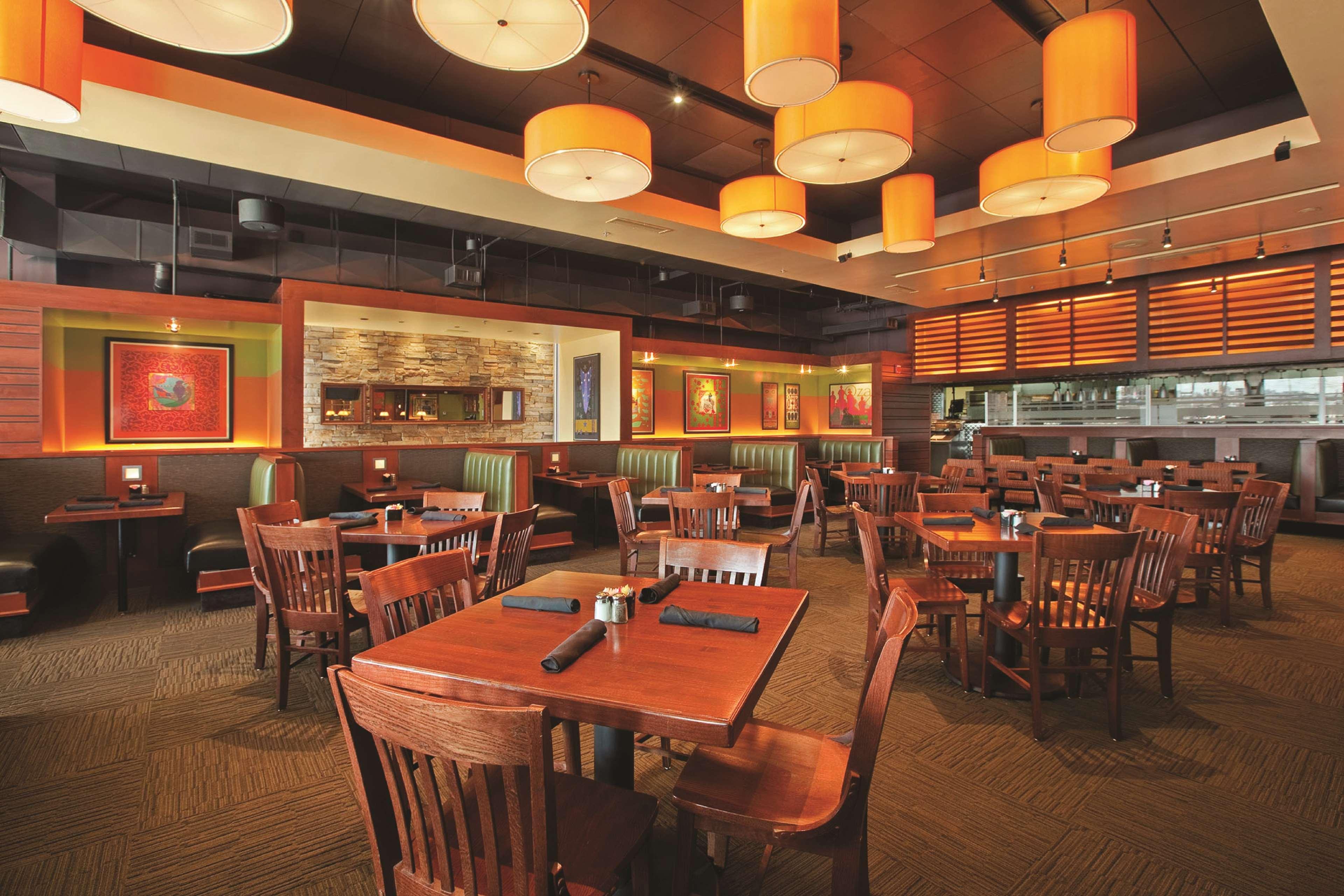 Restaurant DoubleTree by Hilton Springfield