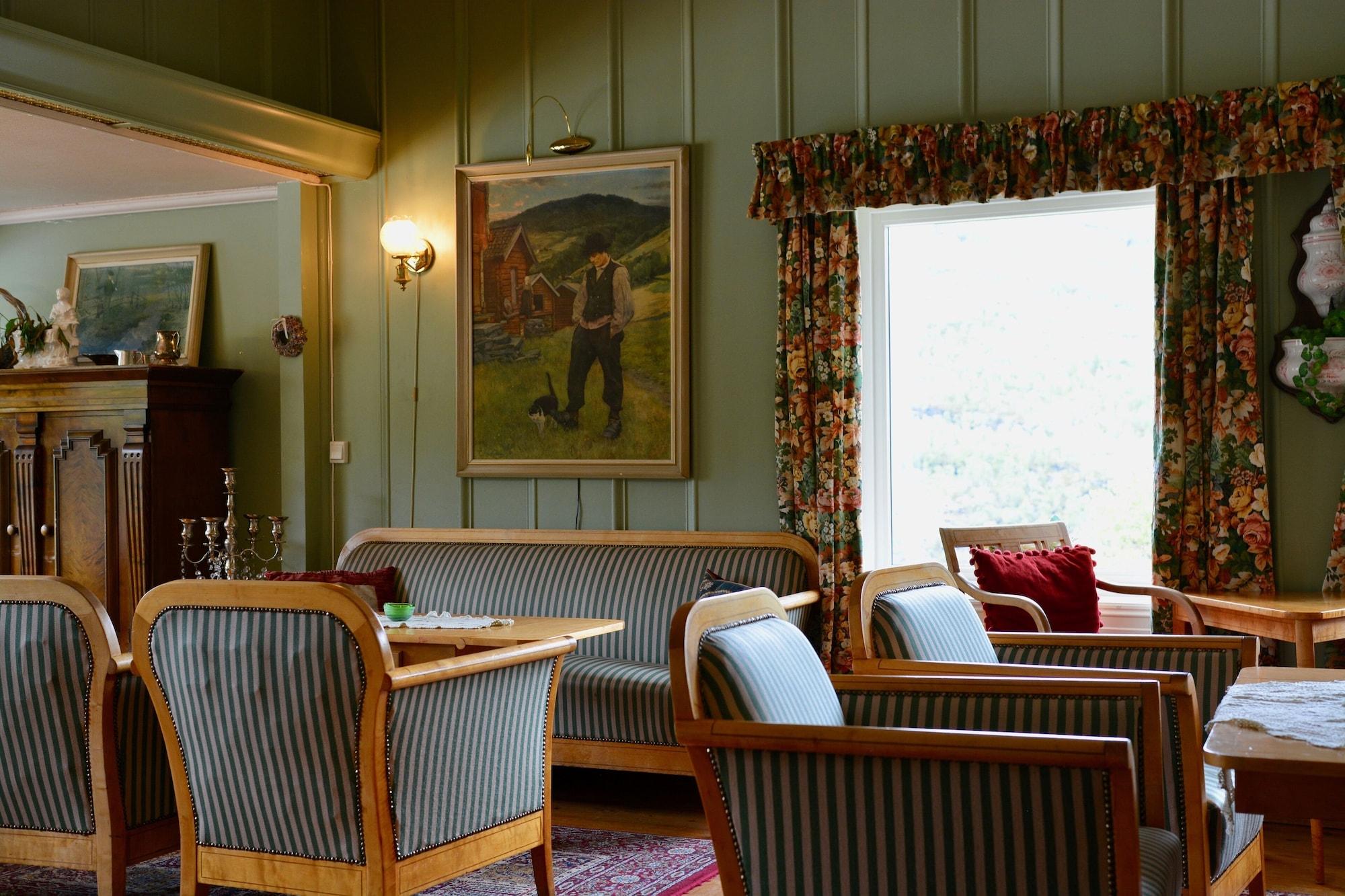 Vista Lobby Vatnahalsen Høyfjellshotell