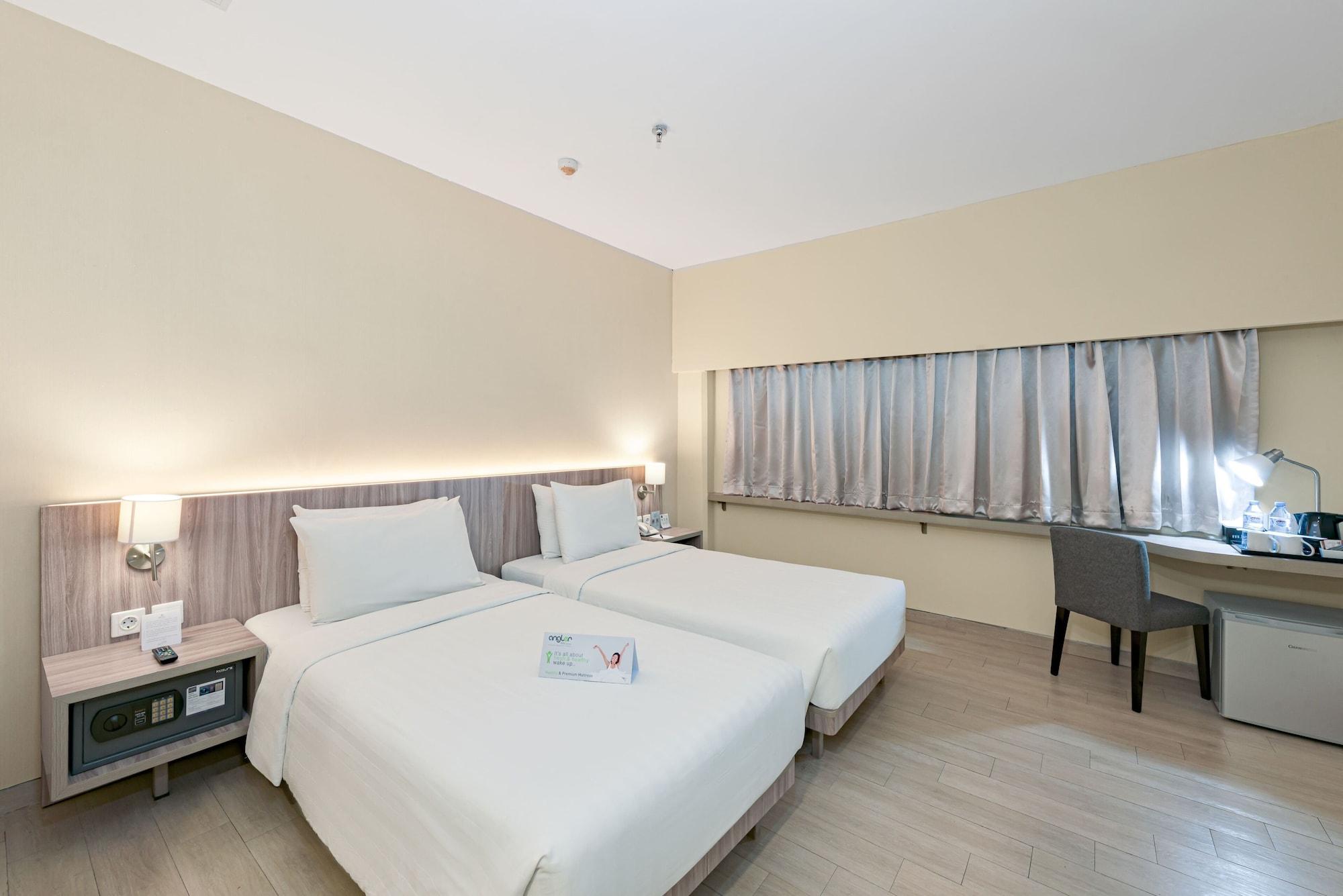Habitación Grand Whiz Megamas Manado