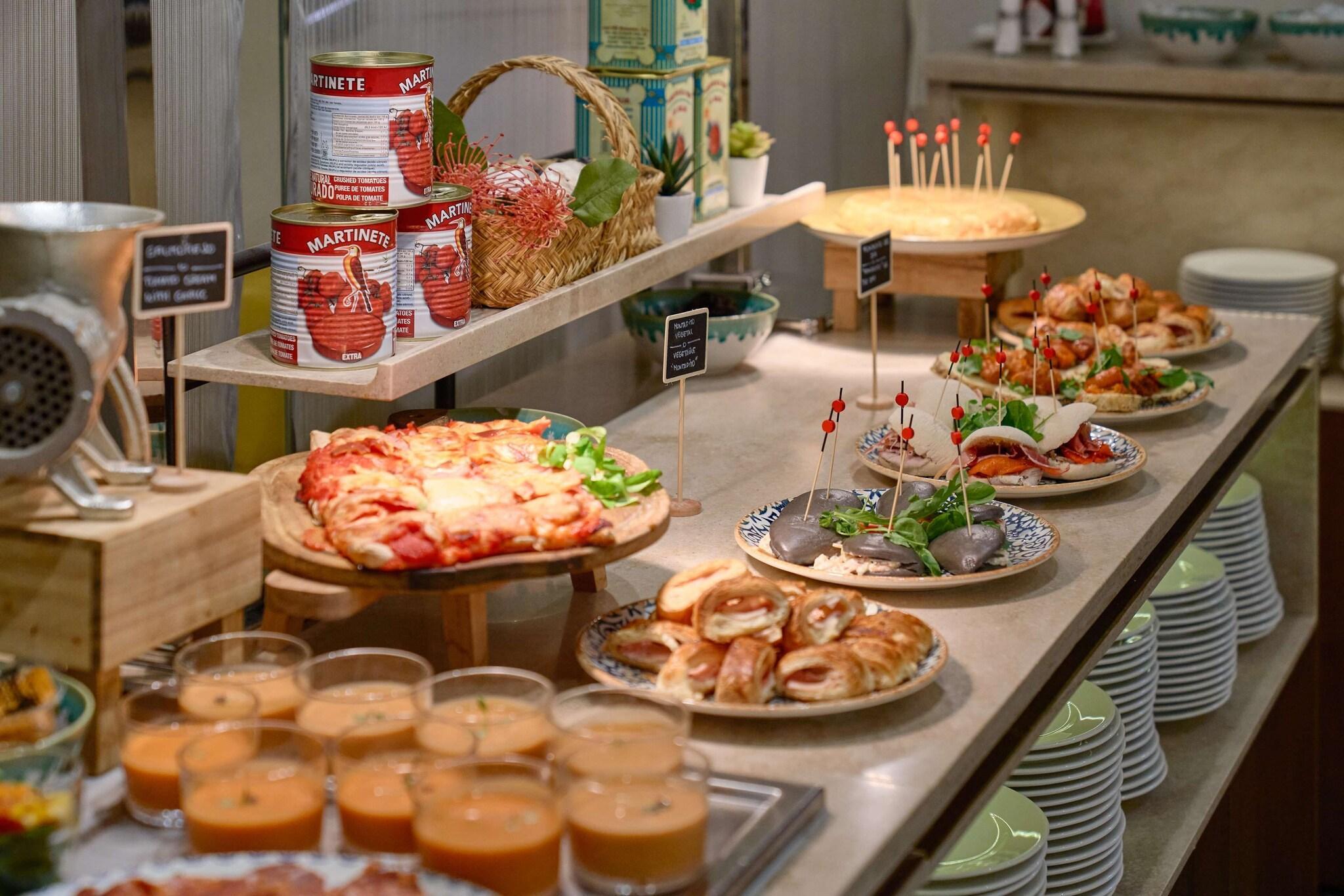Restaurant Becquer Hotel, Historic City Center