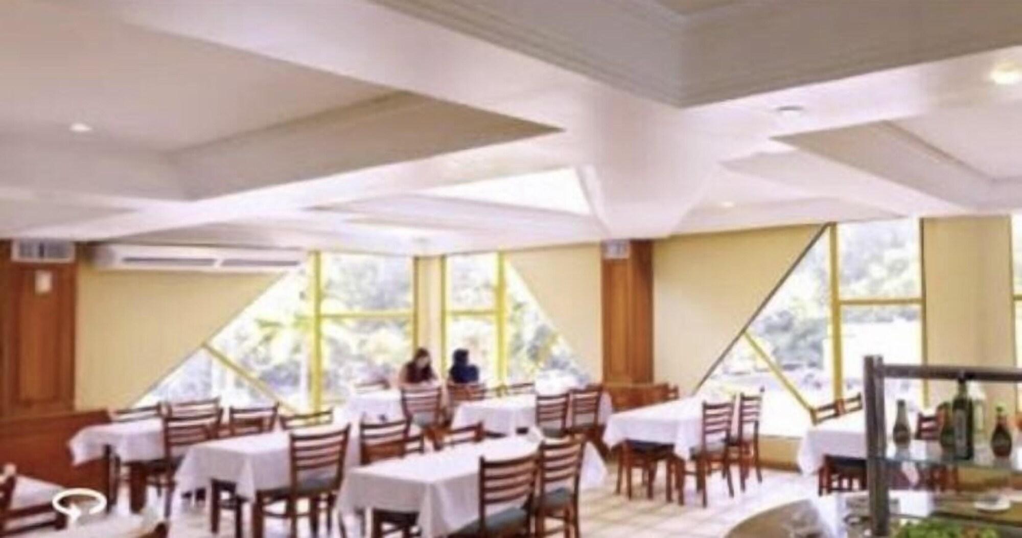 Restaurant Apart Hotel Termal Intergravatal