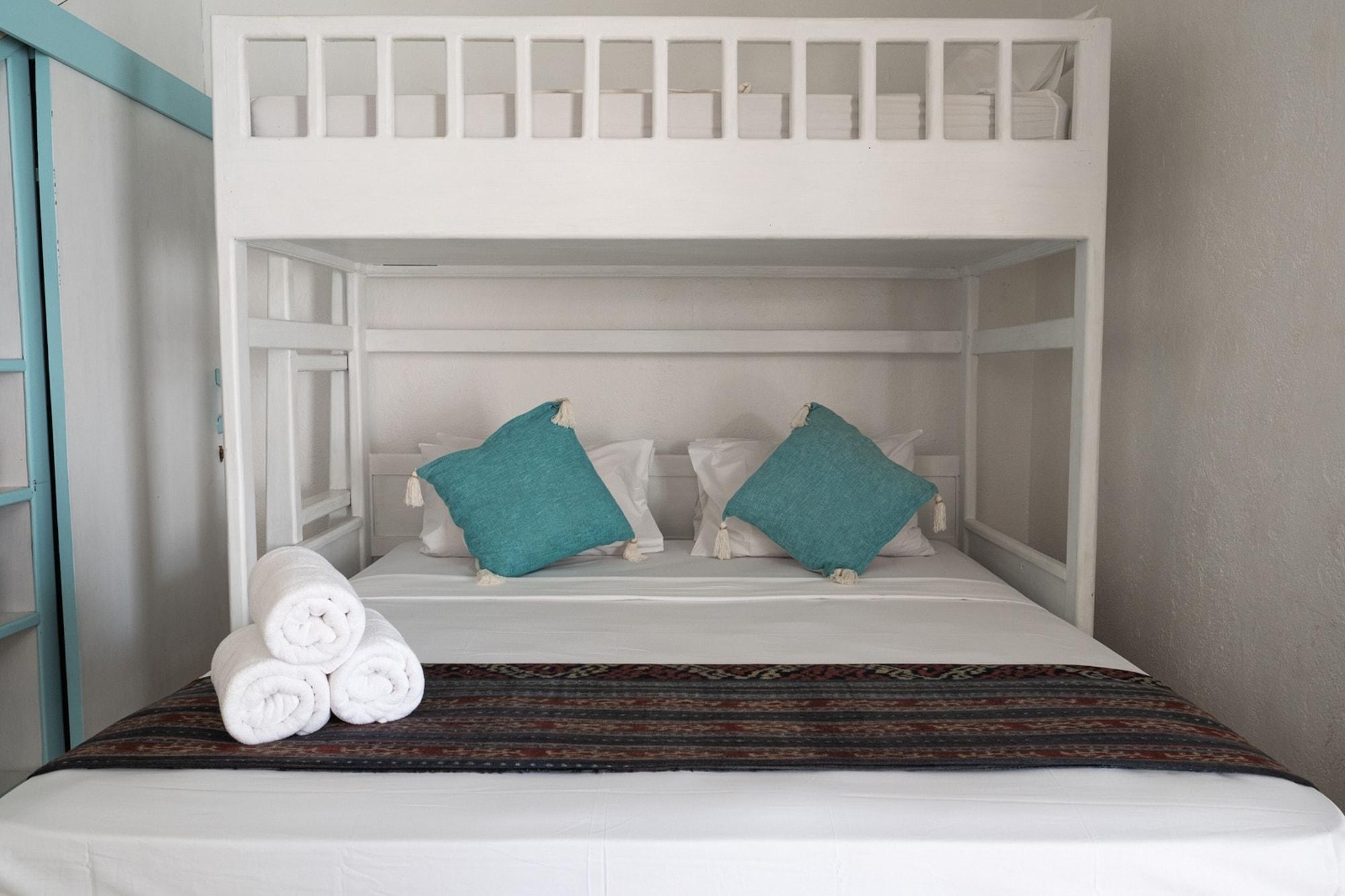 Set de Habitación 7SEAS Cottages