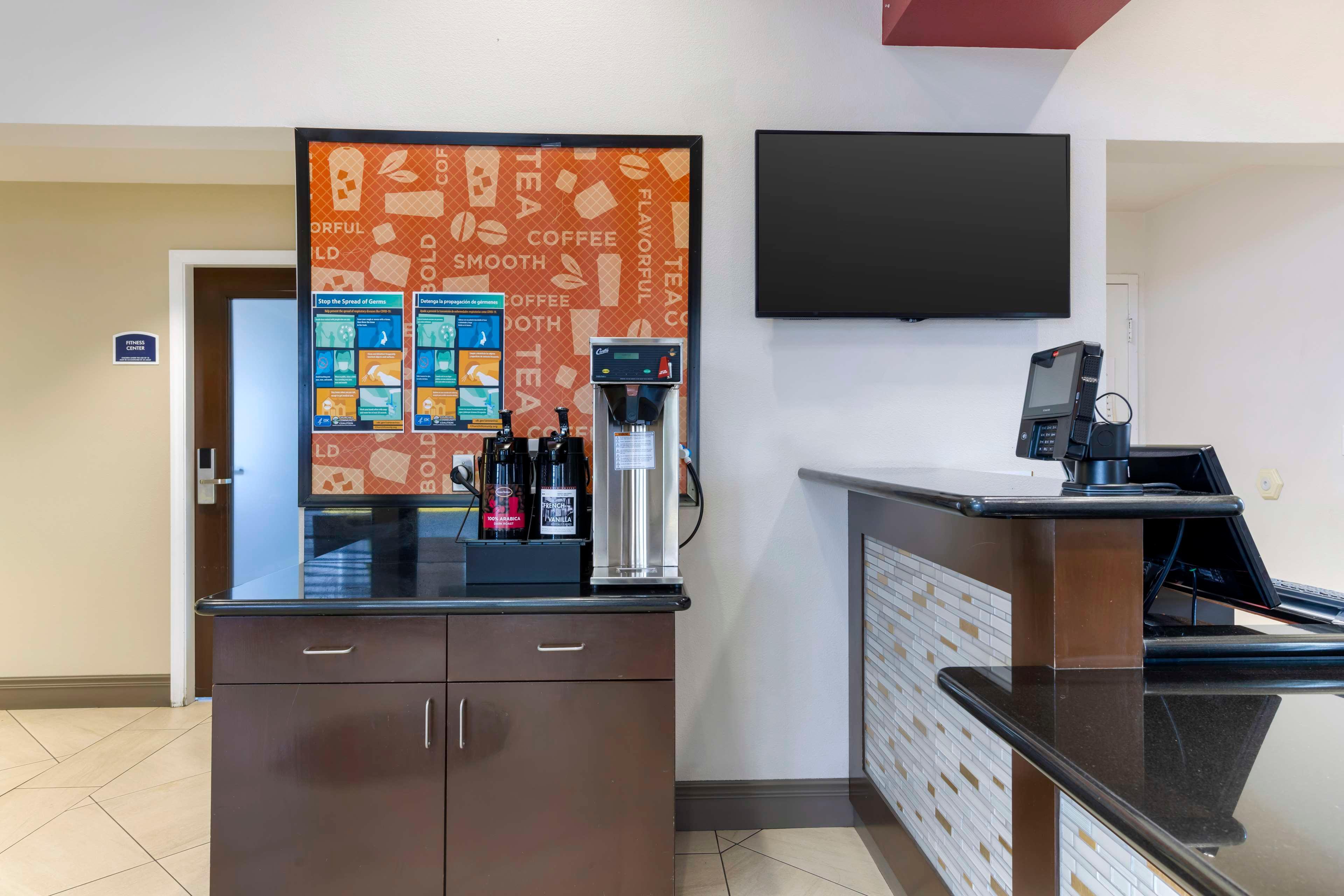 Bar/Salón Best Western Fallon Inn & Suites