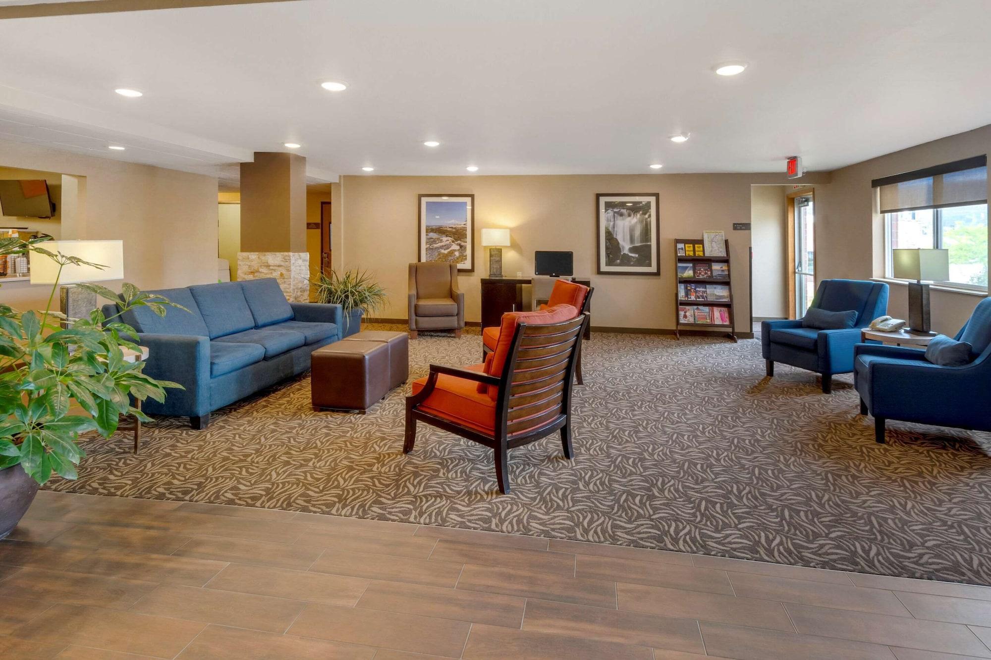 Vista Lobby Comfort Inn Colville