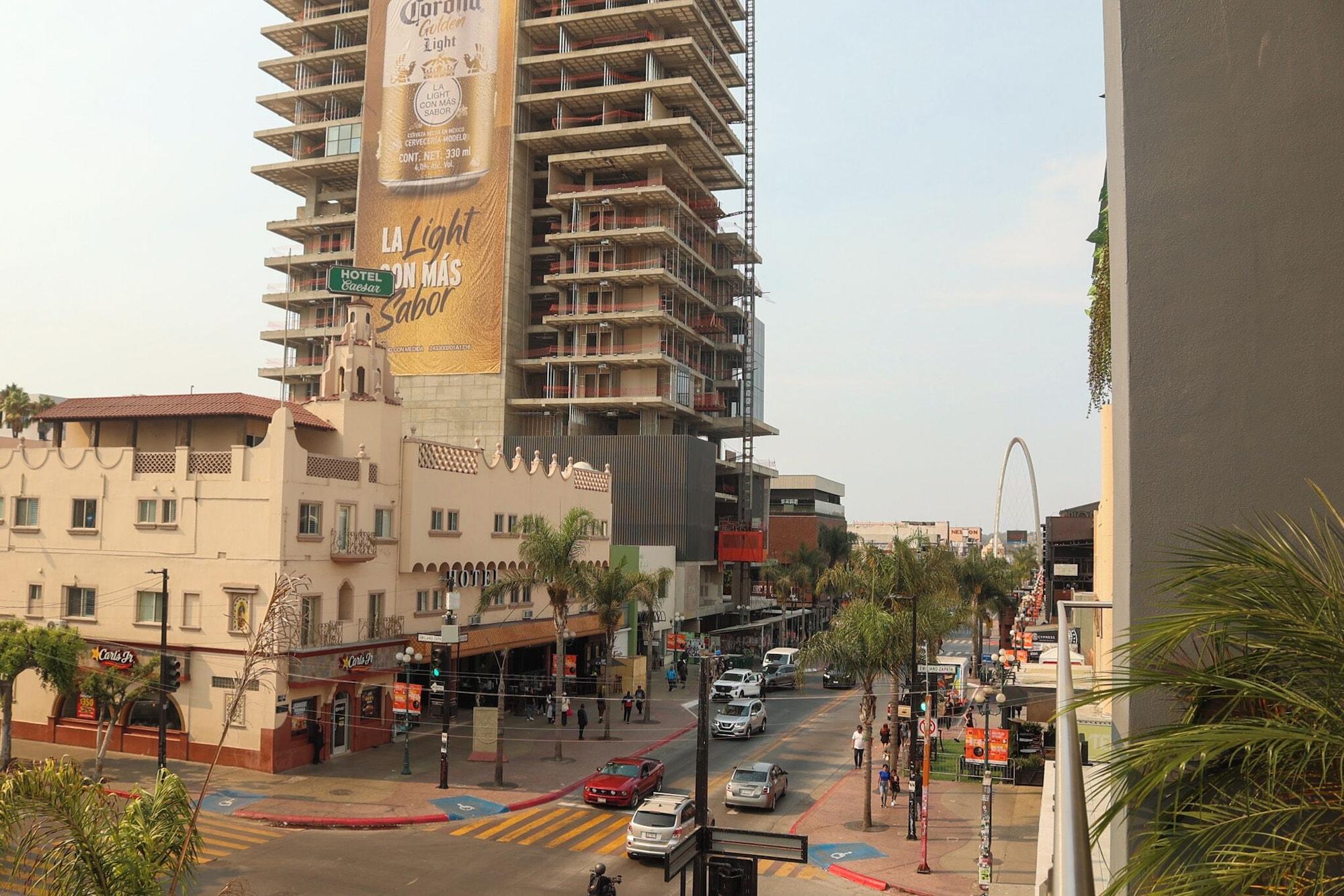 Vista Exterior Hotel Grand One Plaza