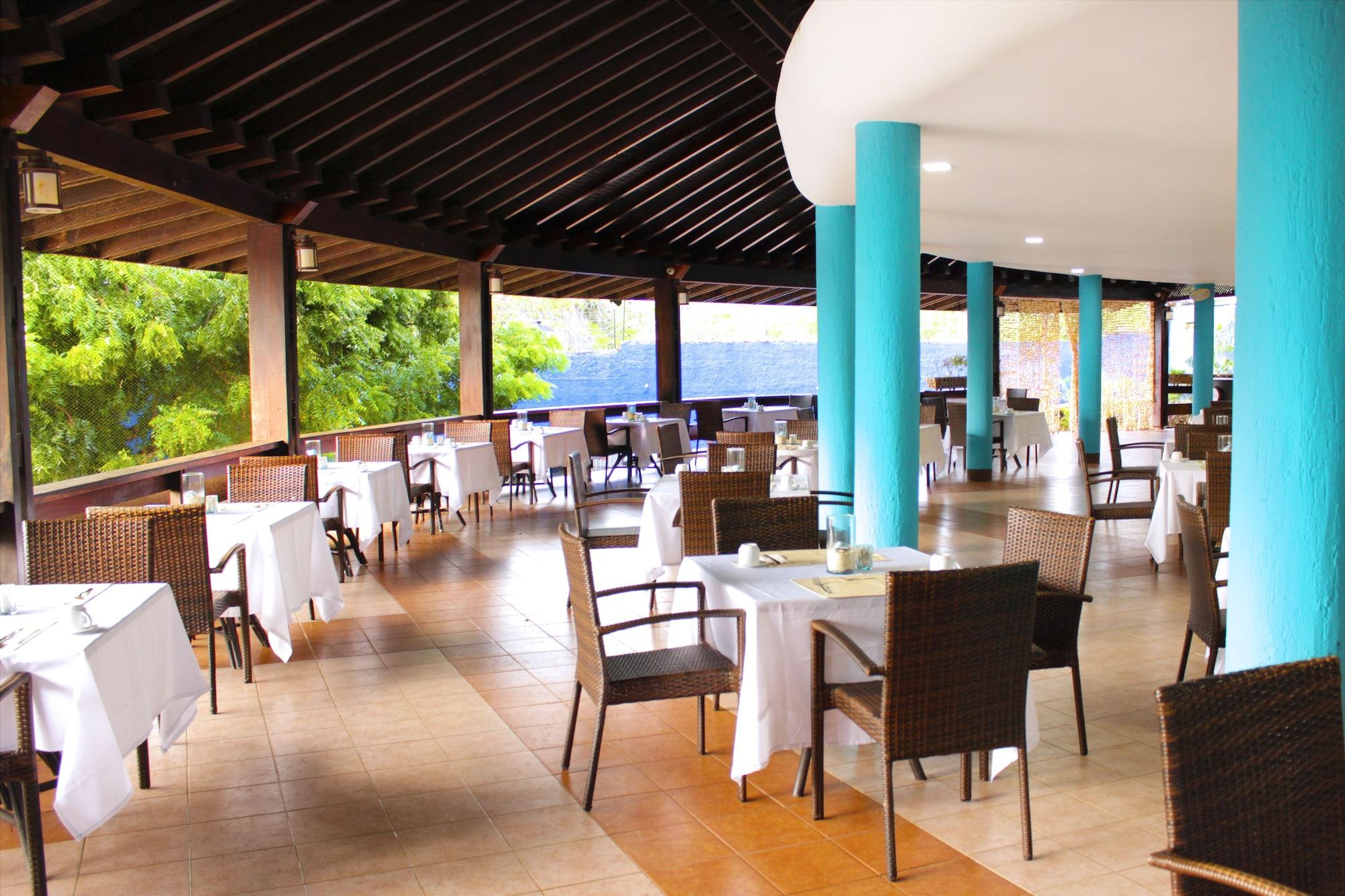 Restaurant Hesperia Edén Club - Adults Only
