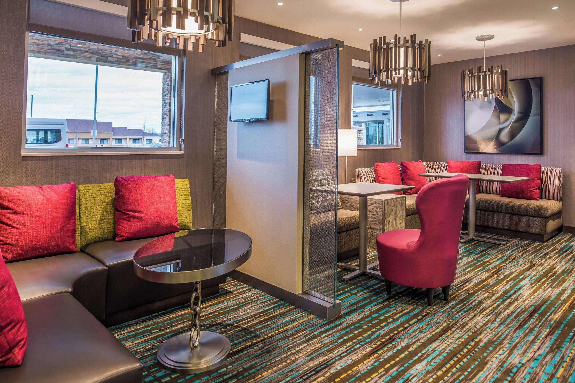 Restaurant Residence Inn St Louis Westport