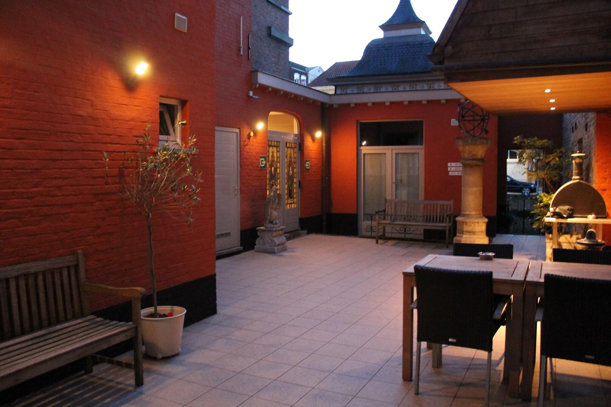 Varios Canalview Hotel Ter Reien
