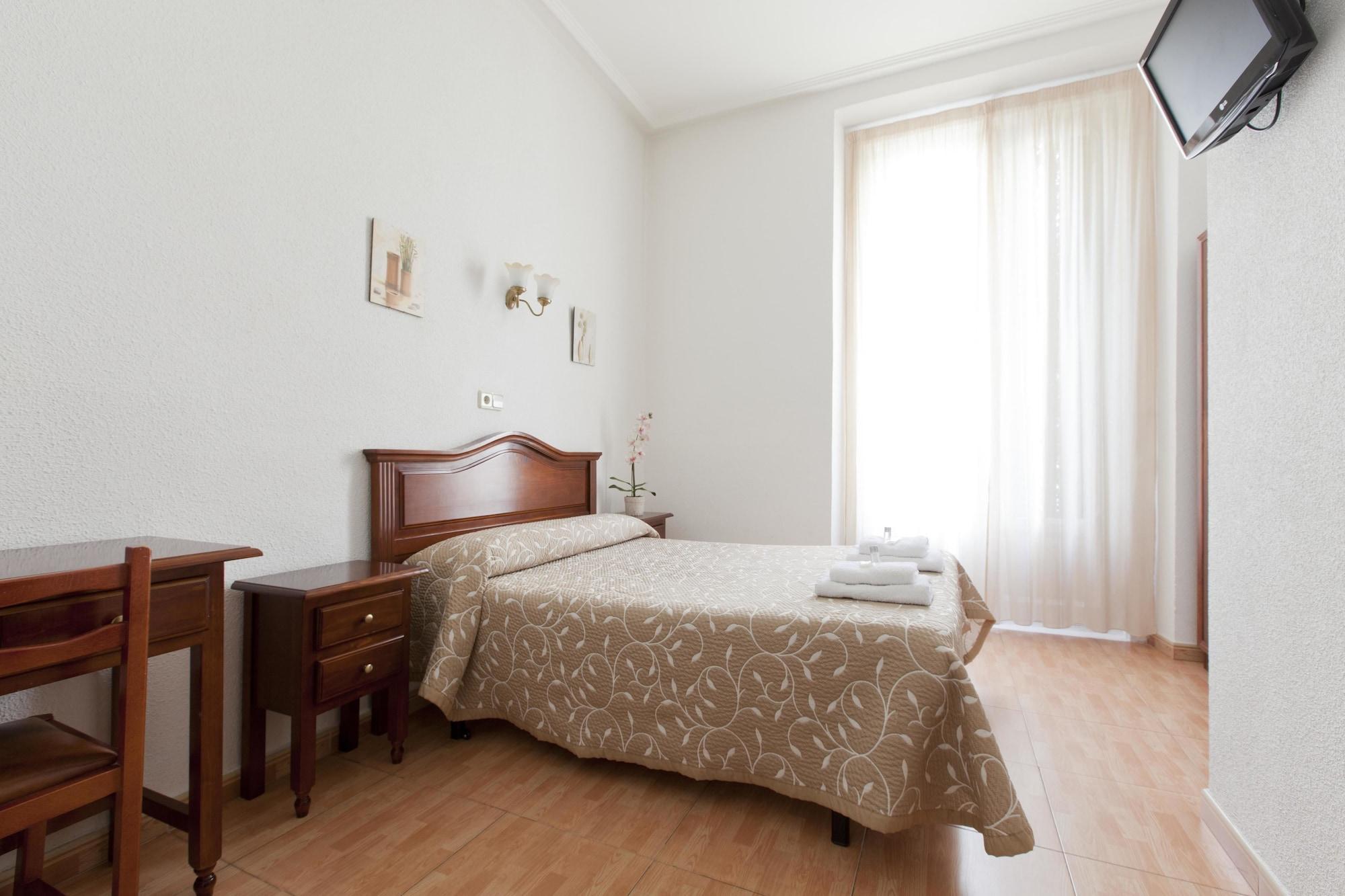 Varios Hostal Condestable
