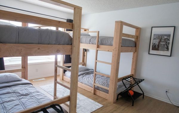 Modern home 3-BR Retreat — Quiet, Cozy, & Family-Friendly in Fresno.