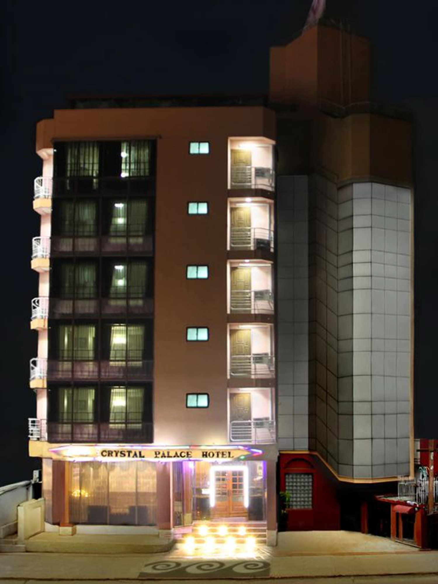 Vista Exterior Crystal Palace Hotel