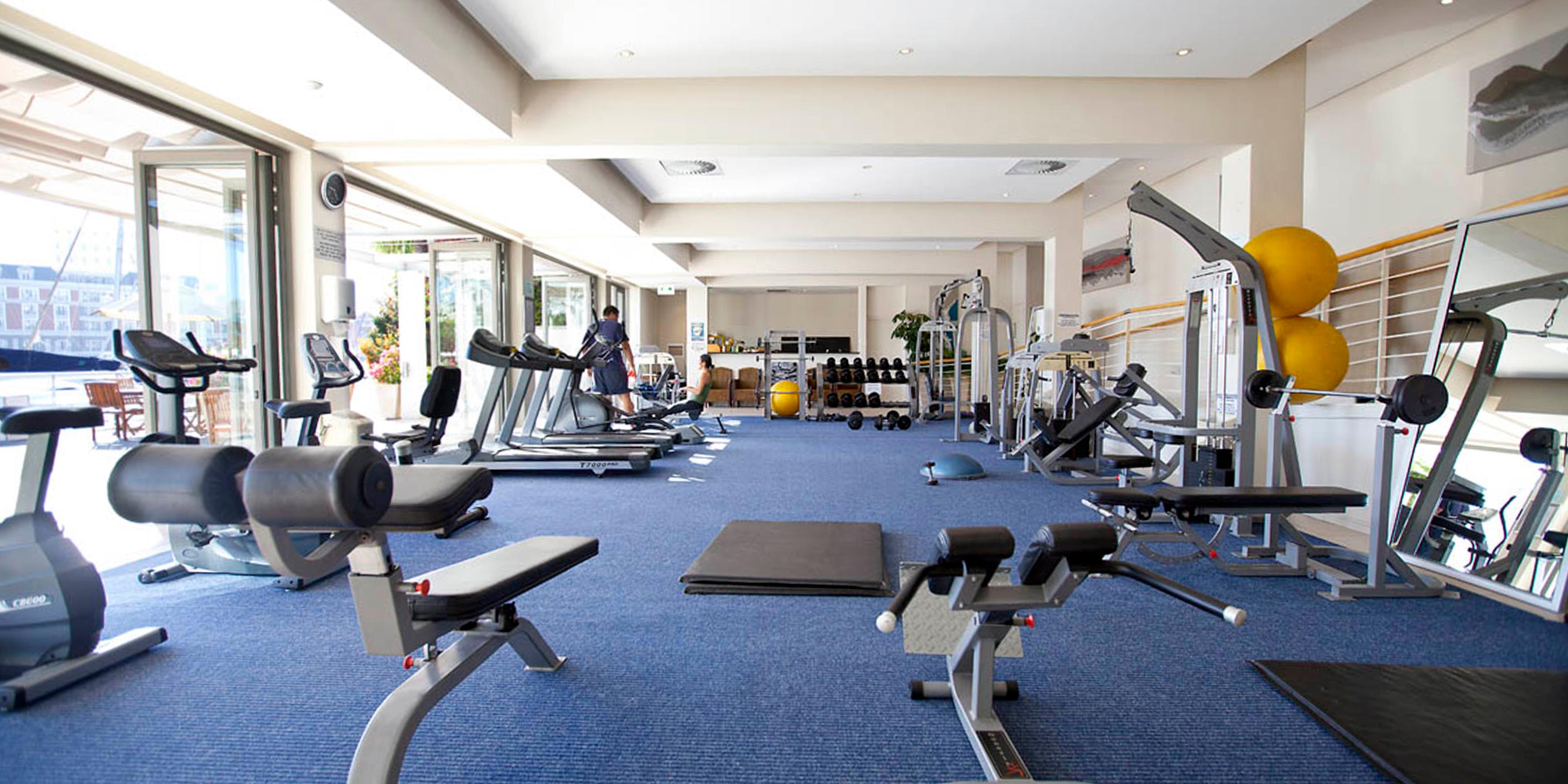 Instalaciones Recreativas Waterfront Village