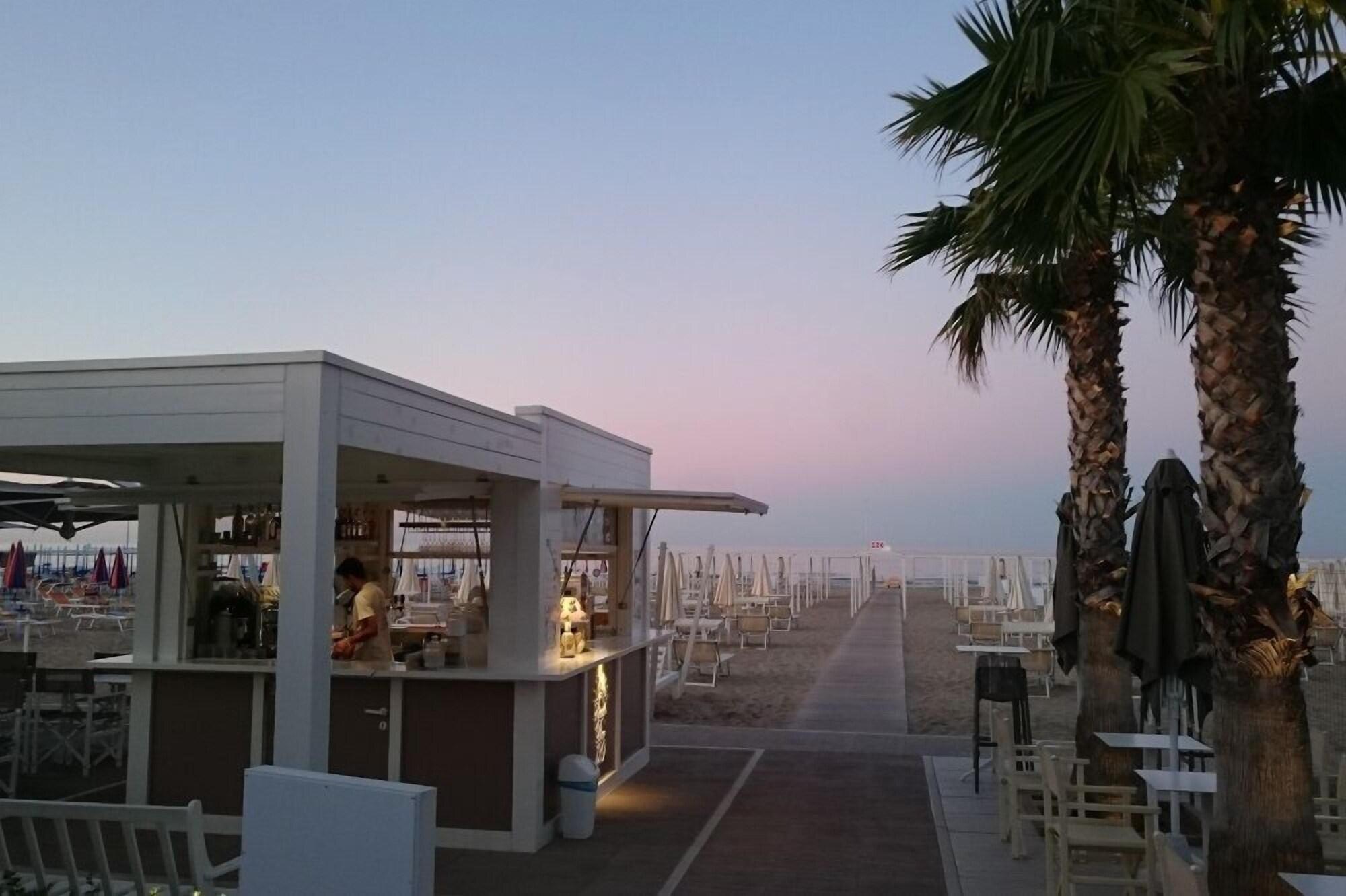 Playa Hotel Marina