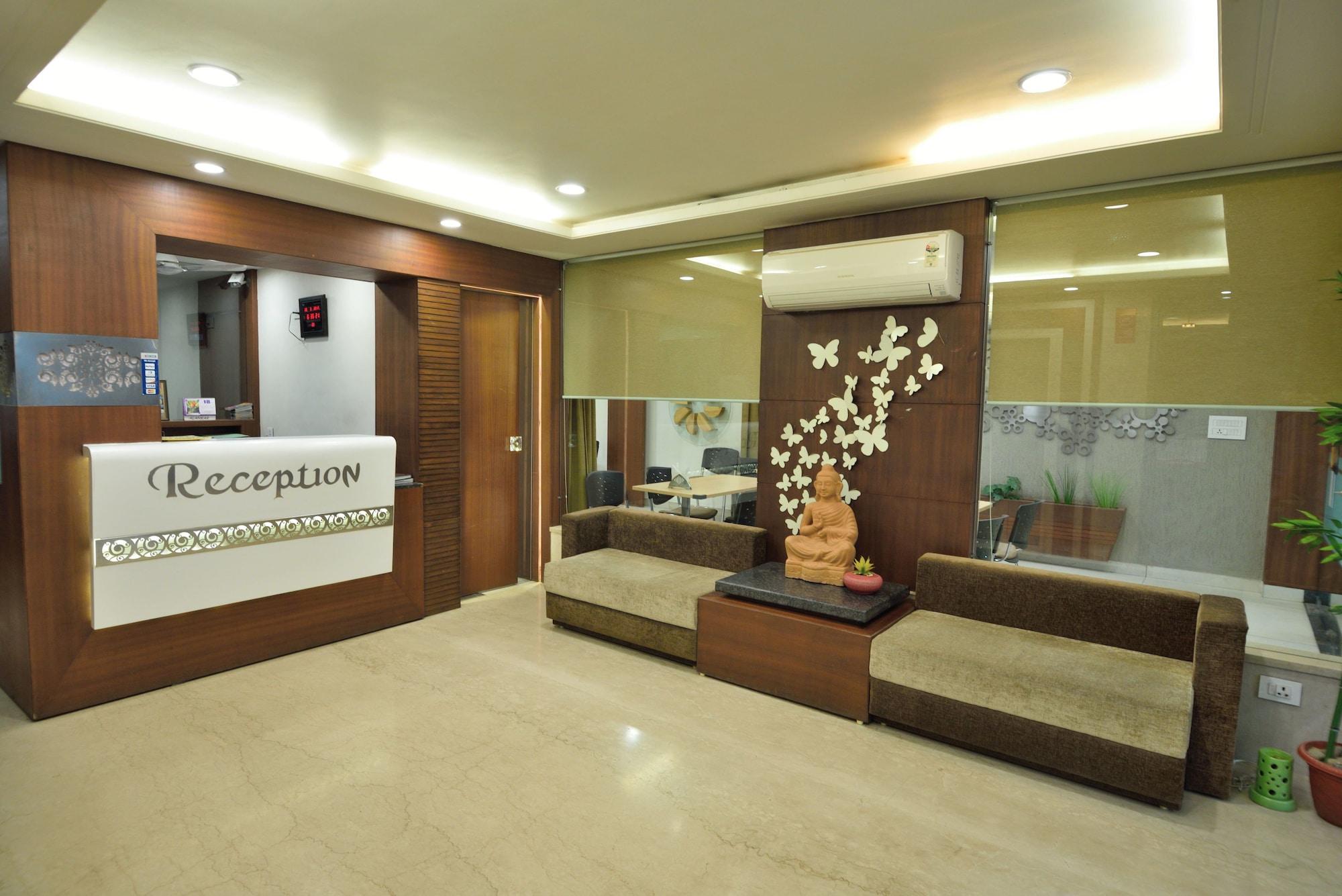 Vista Lobby Hotel Alankar Palace