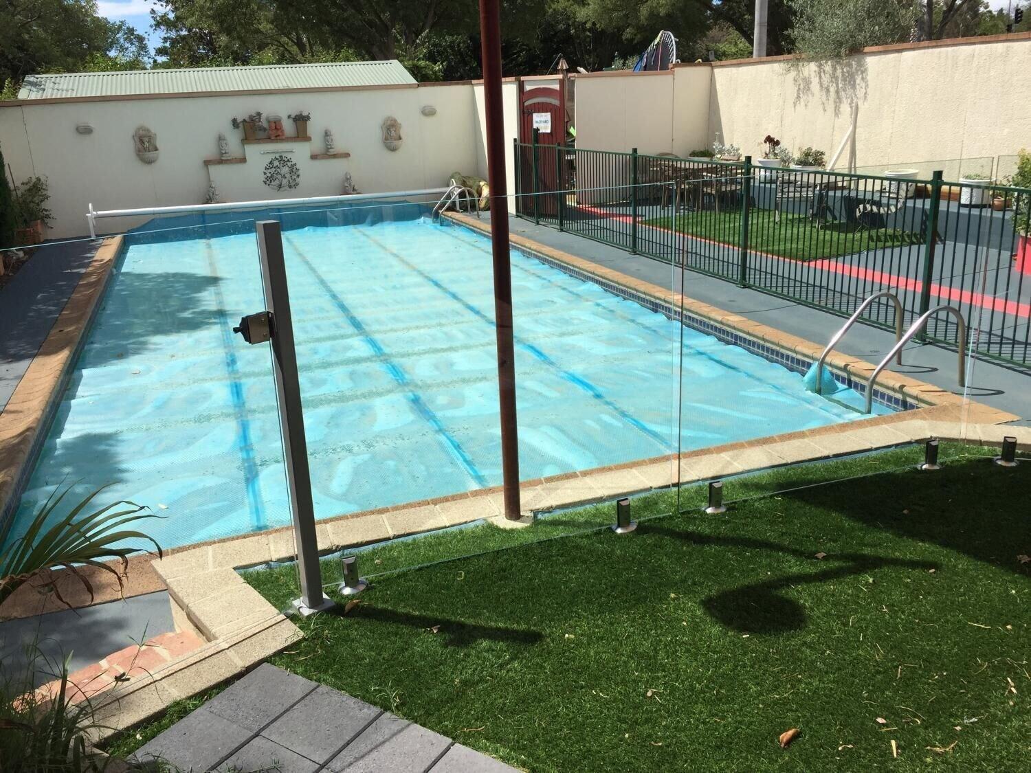 Vista Piscina The Evergreen B&B