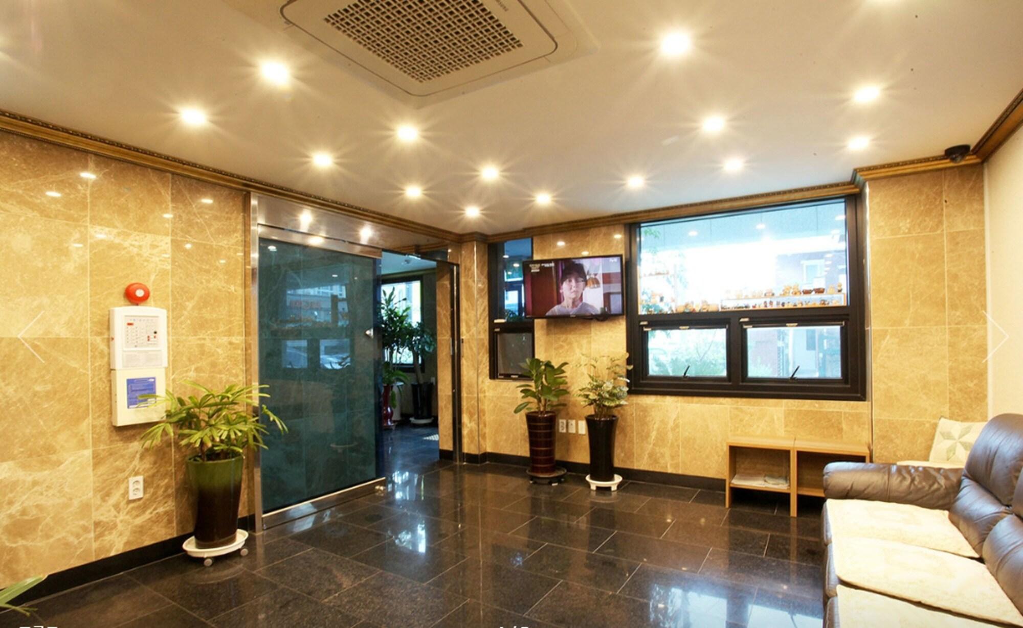 Vista Lobby Hotel CJ