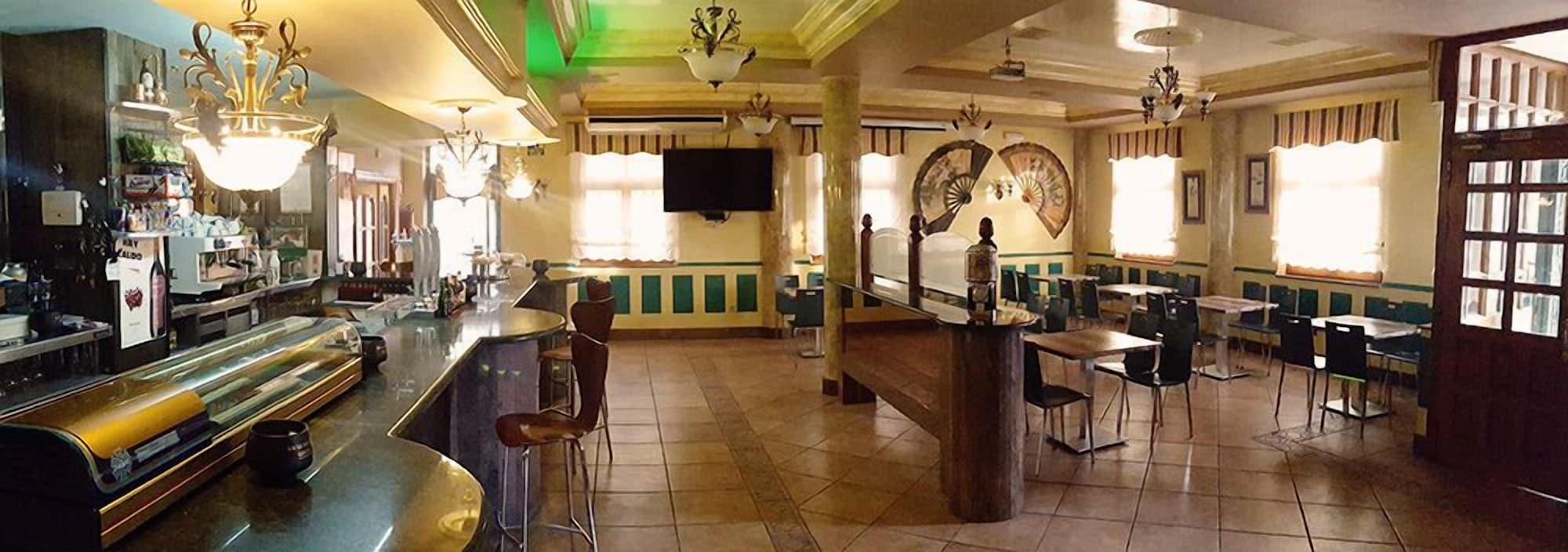 Bar/Salón Hotel San Martín