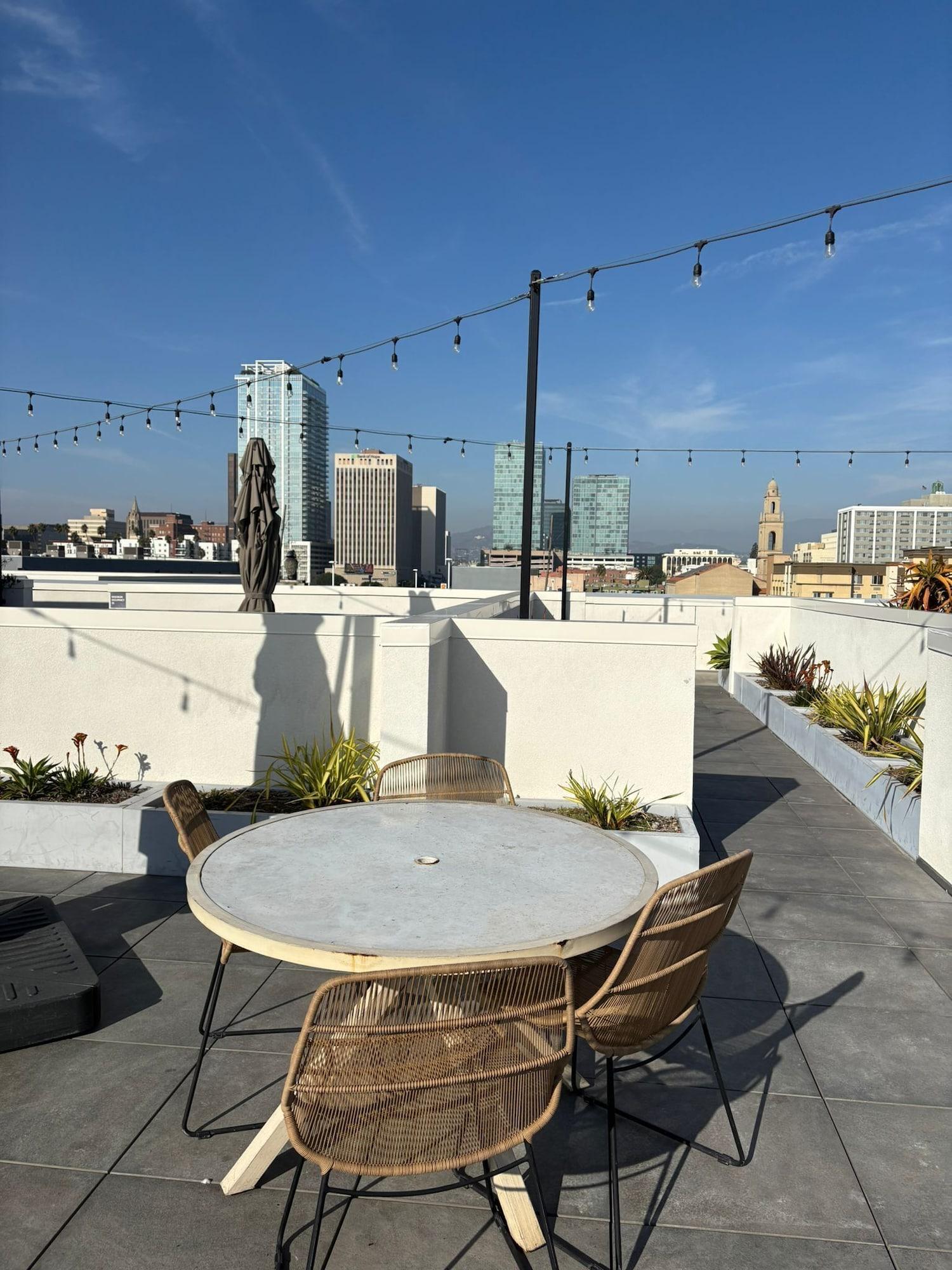 Vista Exterior Dream Escape with great rooftop views