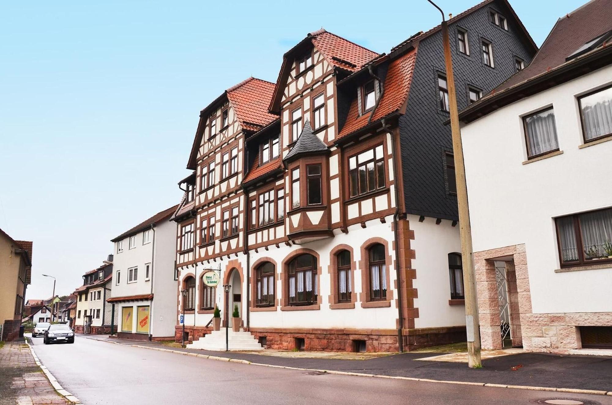 Vista Exterior Hotel Restaurant Zur Hallenburg