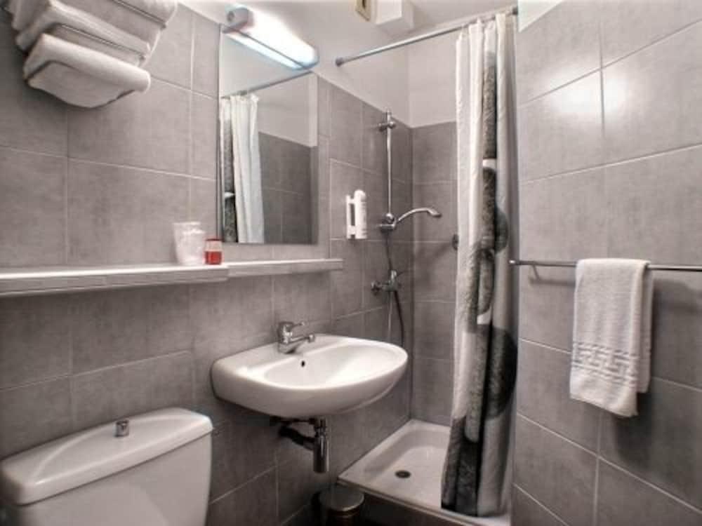 Equipamiento de Habitación Hôtel le Cottage