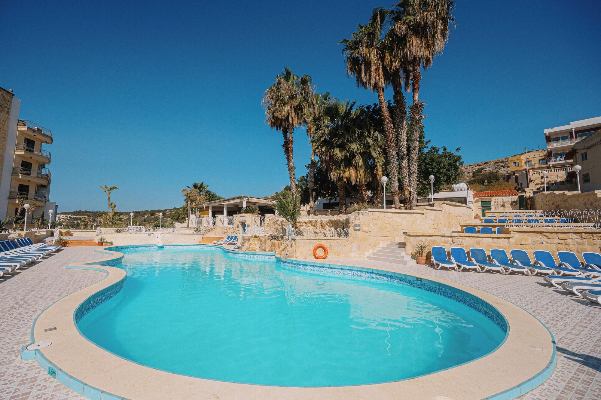 Varios Xemxija Bay Hotel