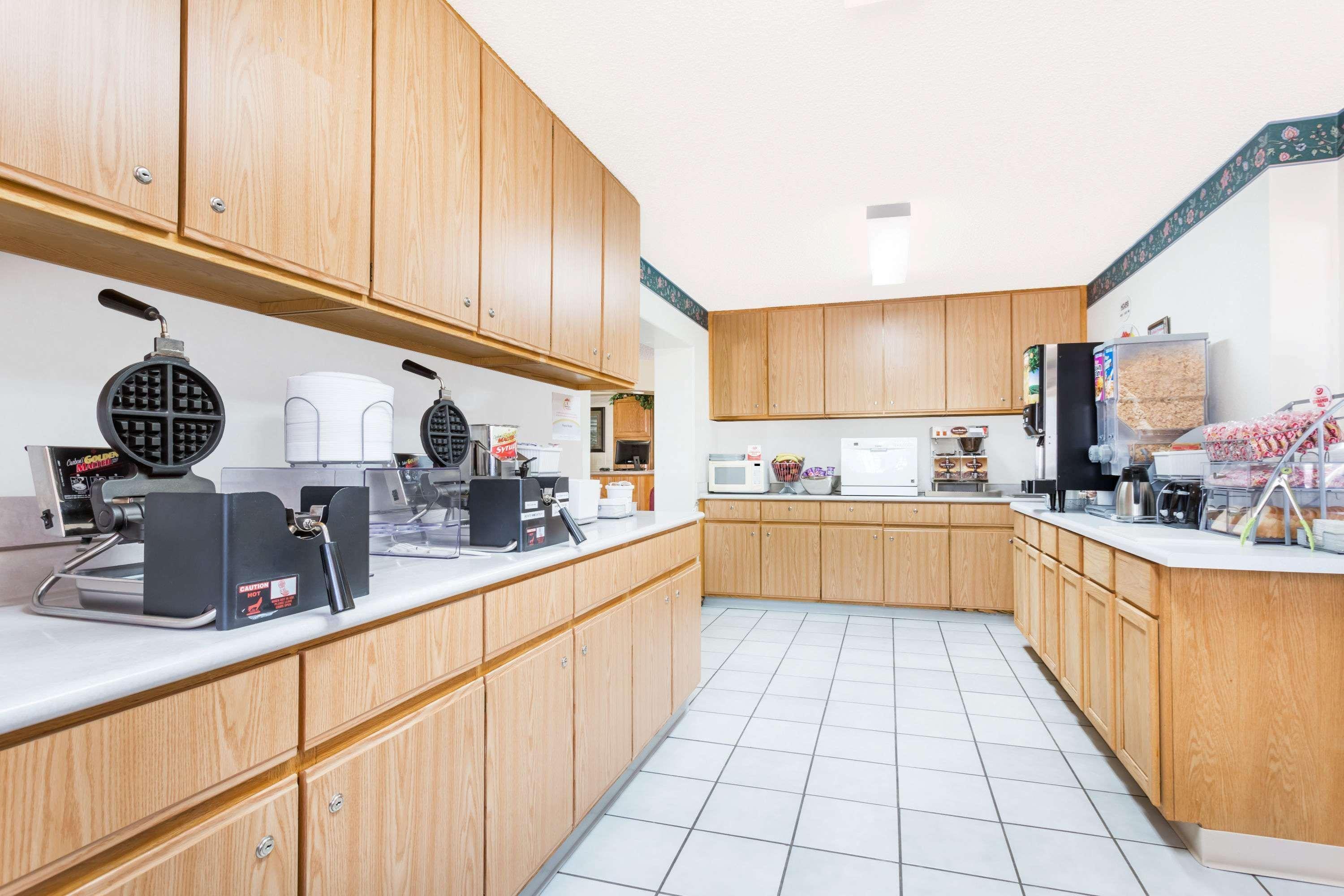 Restaurant Super 8 by Wyndham Ogallala
