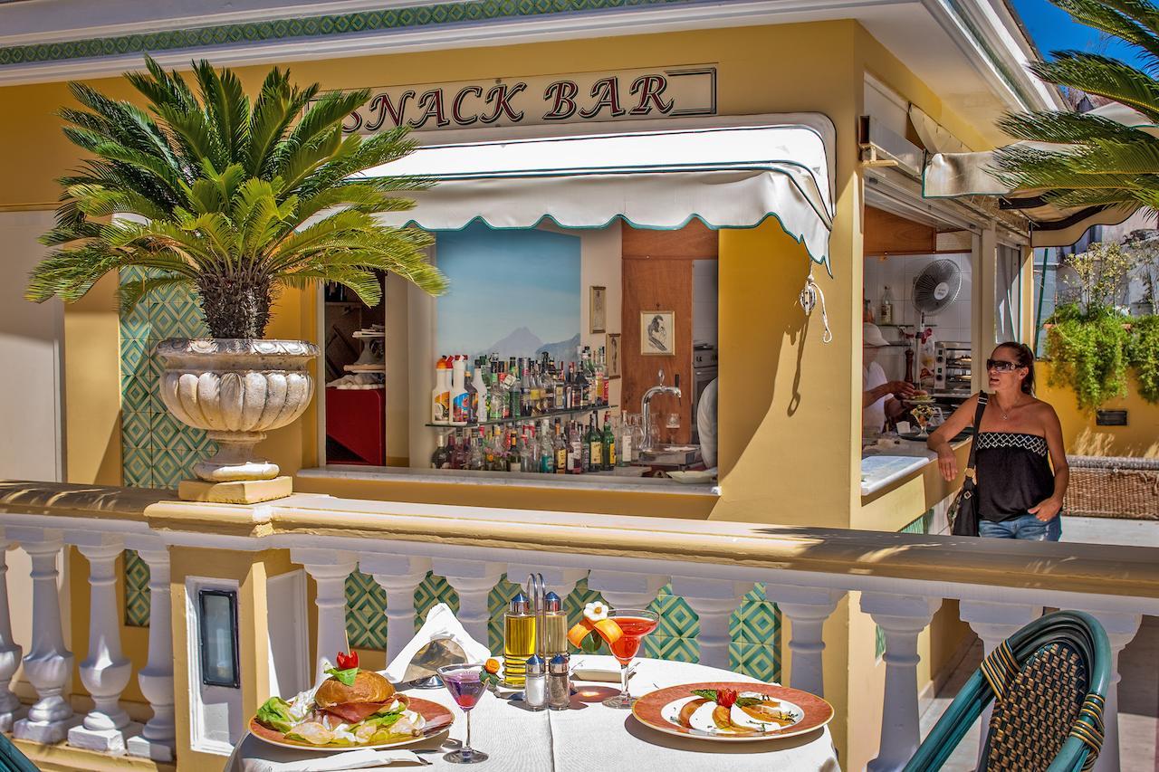 Bar/Salón Grand Hotel La Pace