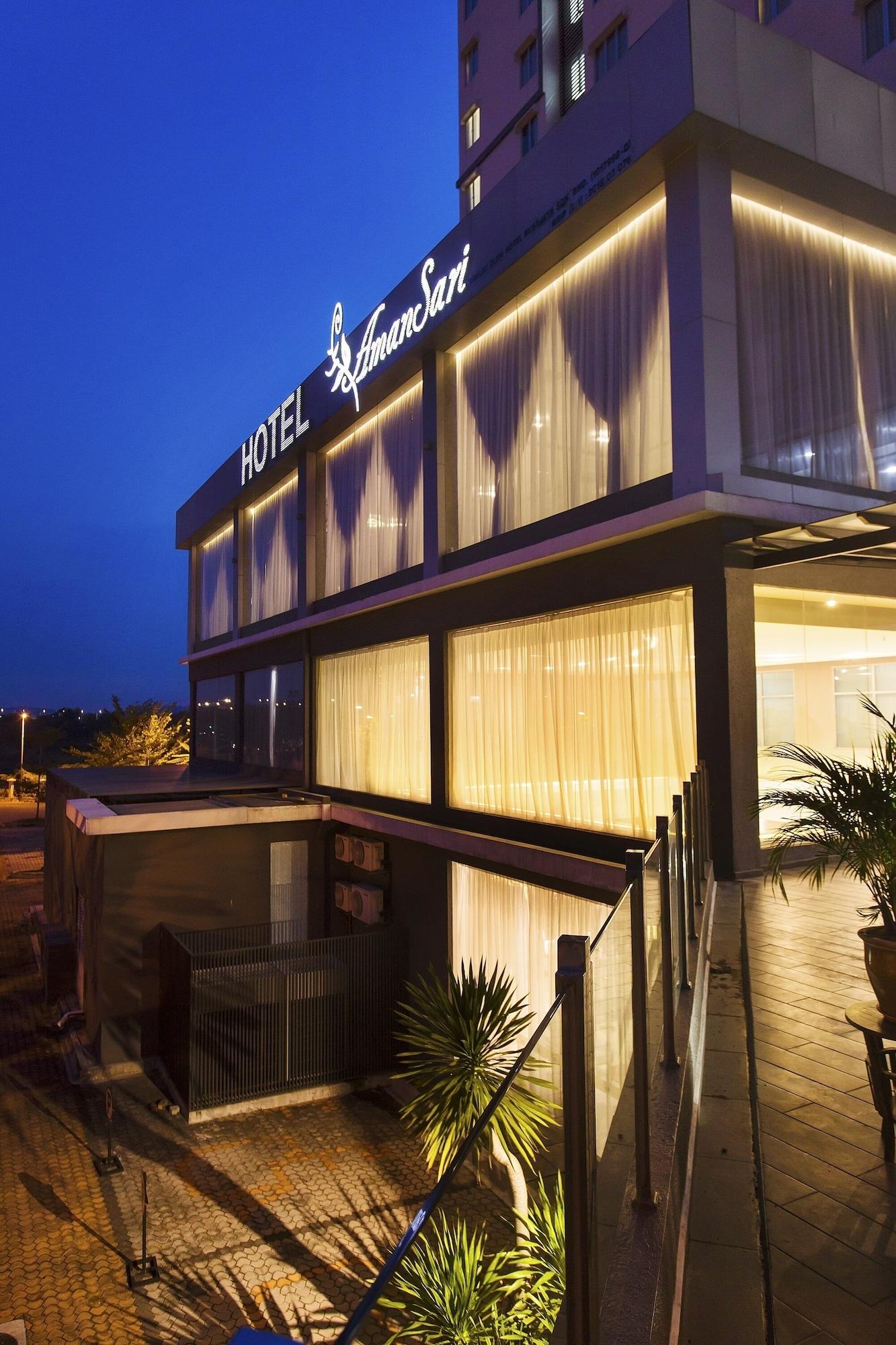 Vista Exterior Amansari Hotel Nusajaya