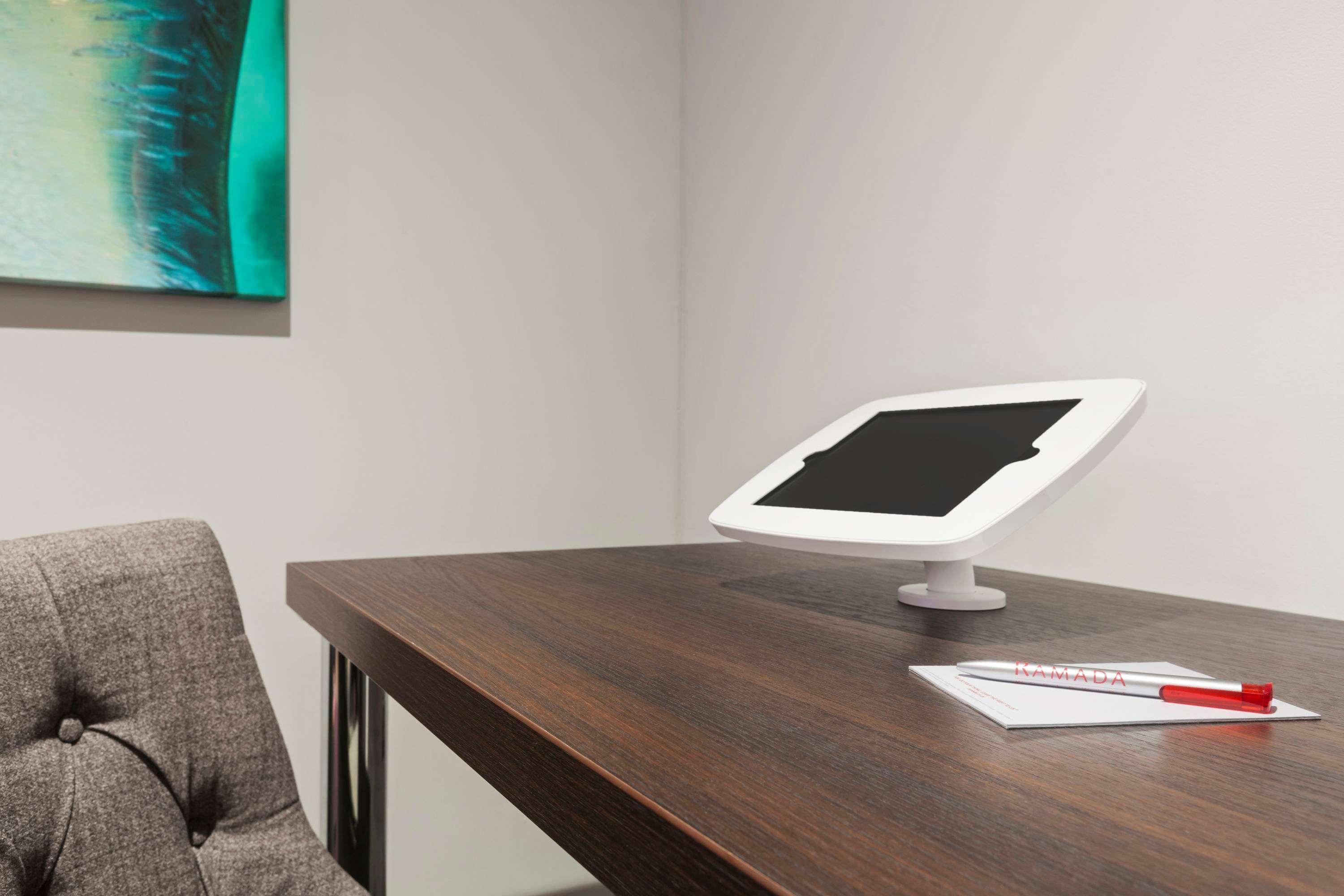 Centro de Negocios Ramada By Wyndham South Mimms M25