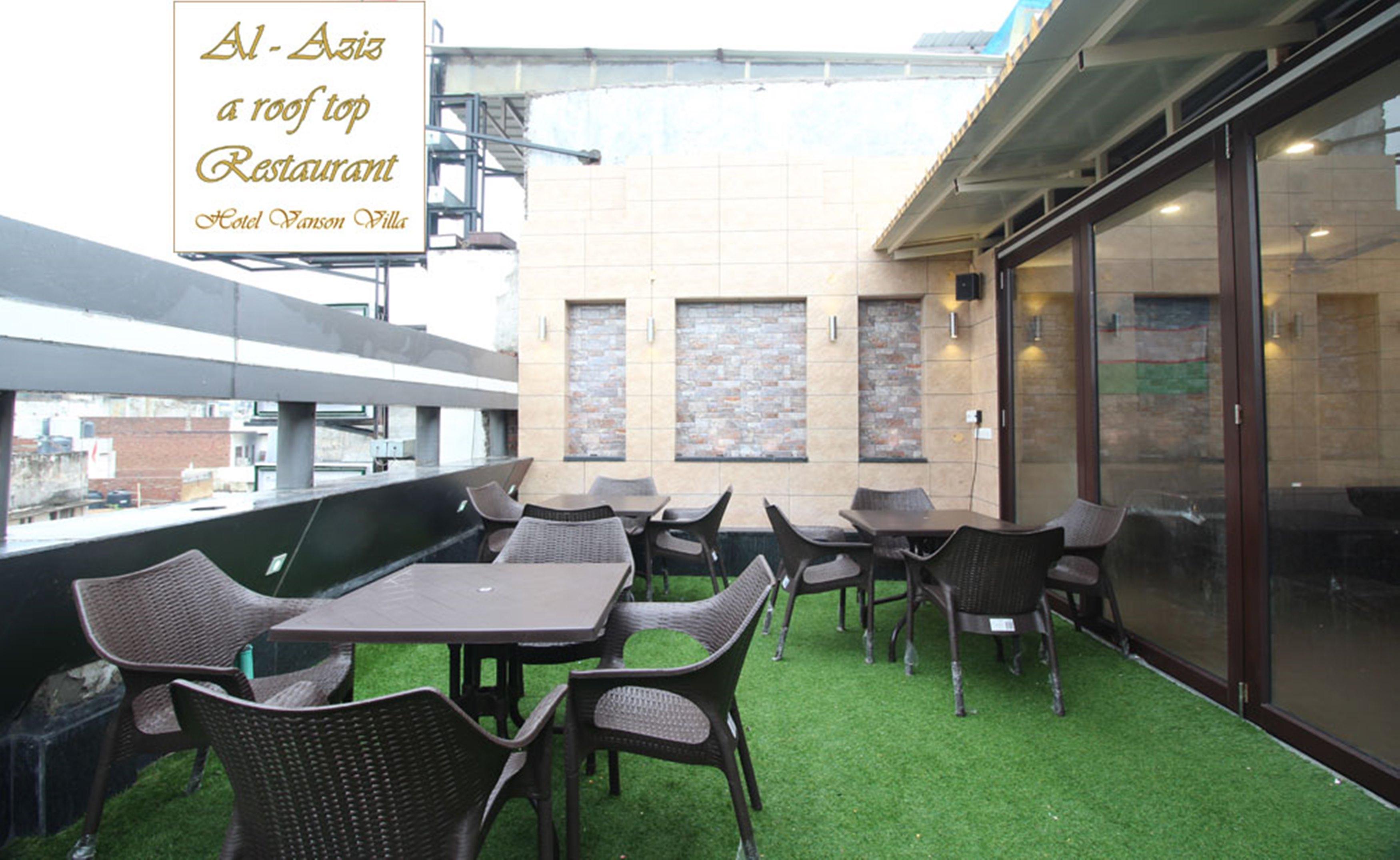 Restaurant Hotel Vanson Villa, City Centre - With Free Airport & Train Station Pickup