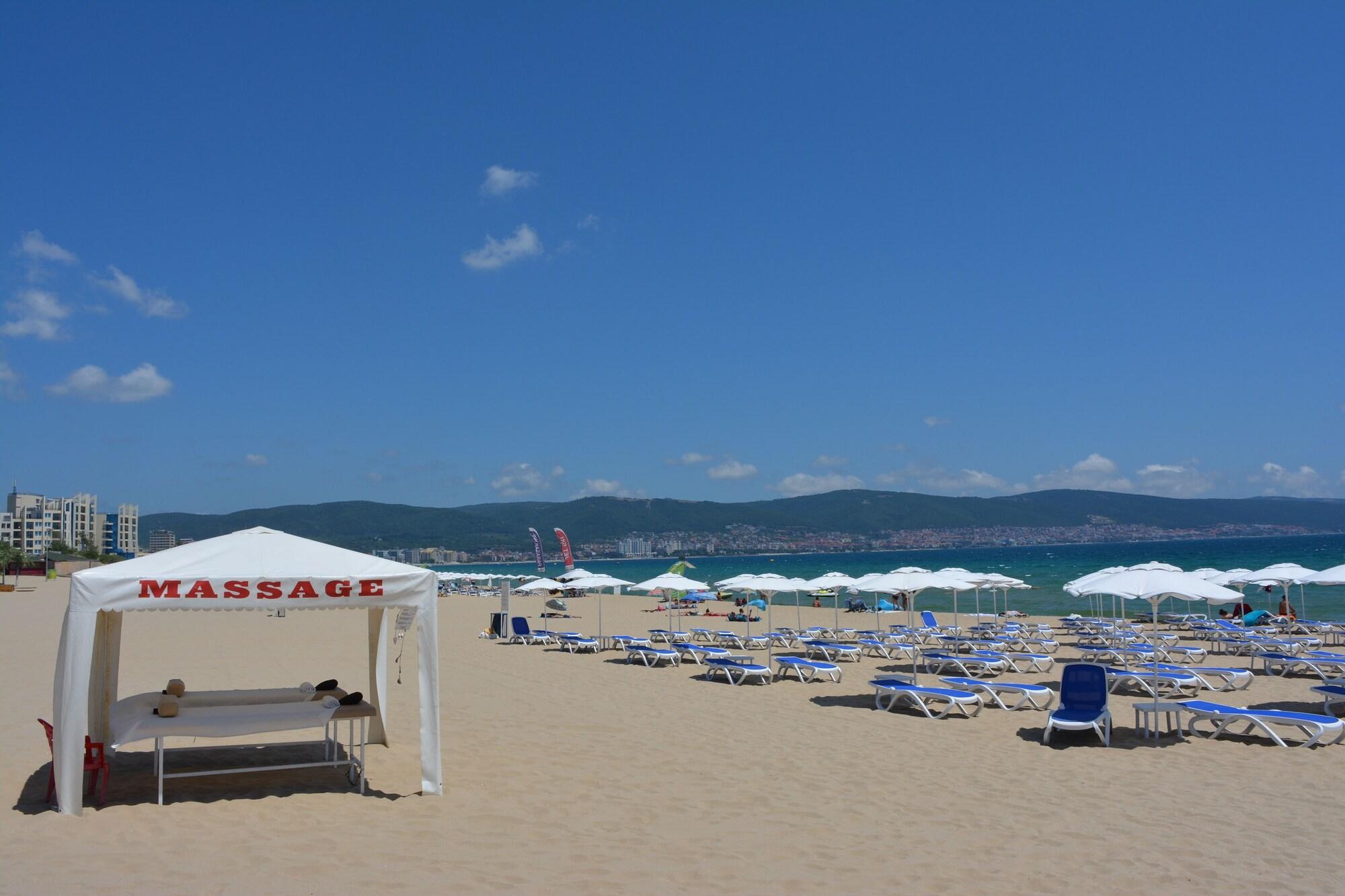 Playa Hotel Lotus
