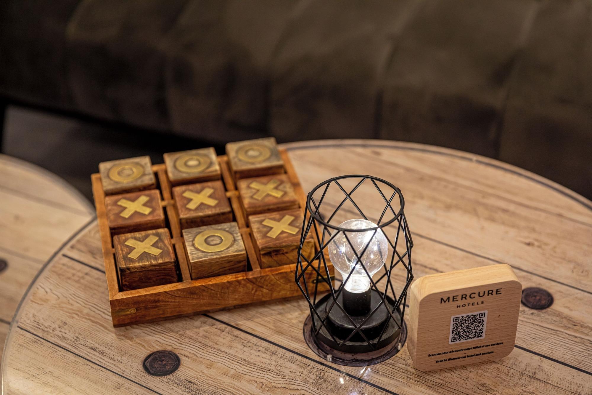 Vista Lobby Hotel Mercure Paris Malakoff Parc des Expositions