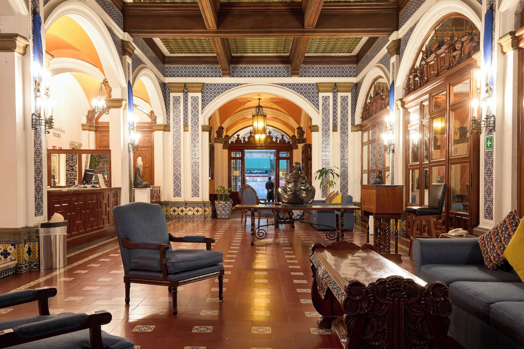 Vista Lobby Best Western Majestic